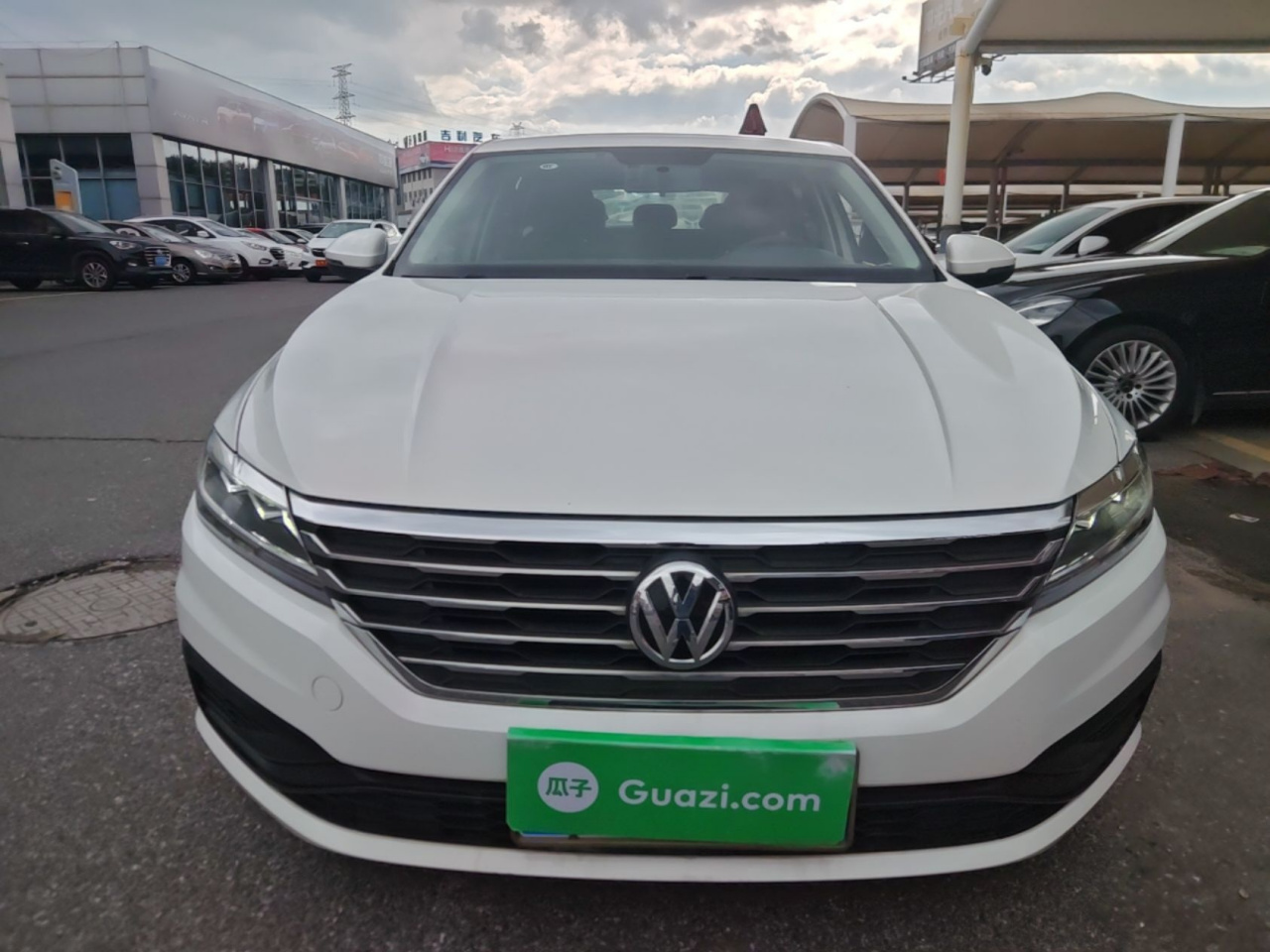 Lavida 2018 Hatchback 200TSI DSG China V photo 2
