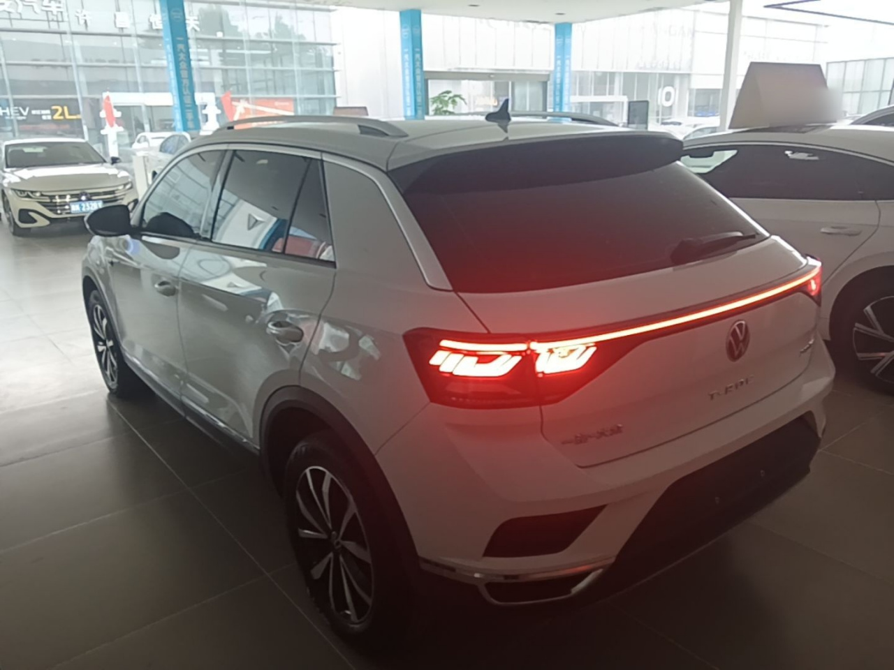 T-Roc 2024 280TSI DSG RWD photo 4