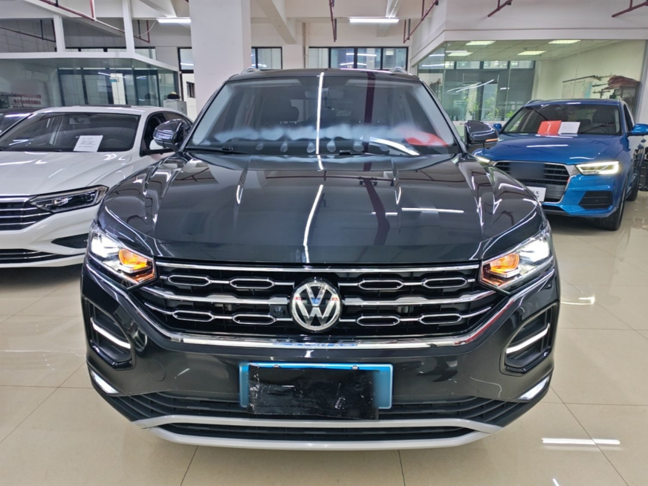 Tayron 2021 330TSI RWD Luxury Connected photo 2