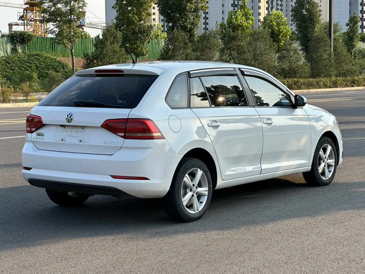 Santana 2015 1.6L AT photo 4