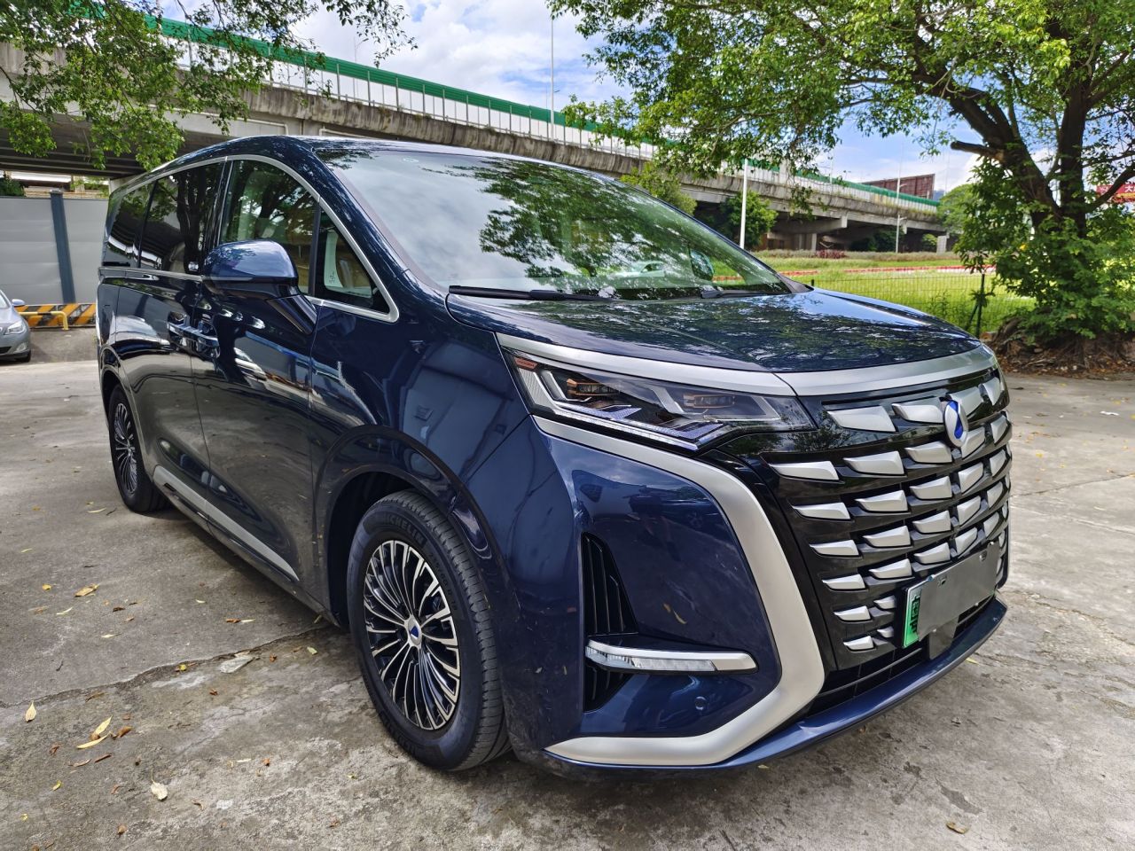 D9 2022 DM-i 970 AWD Noble photo 3