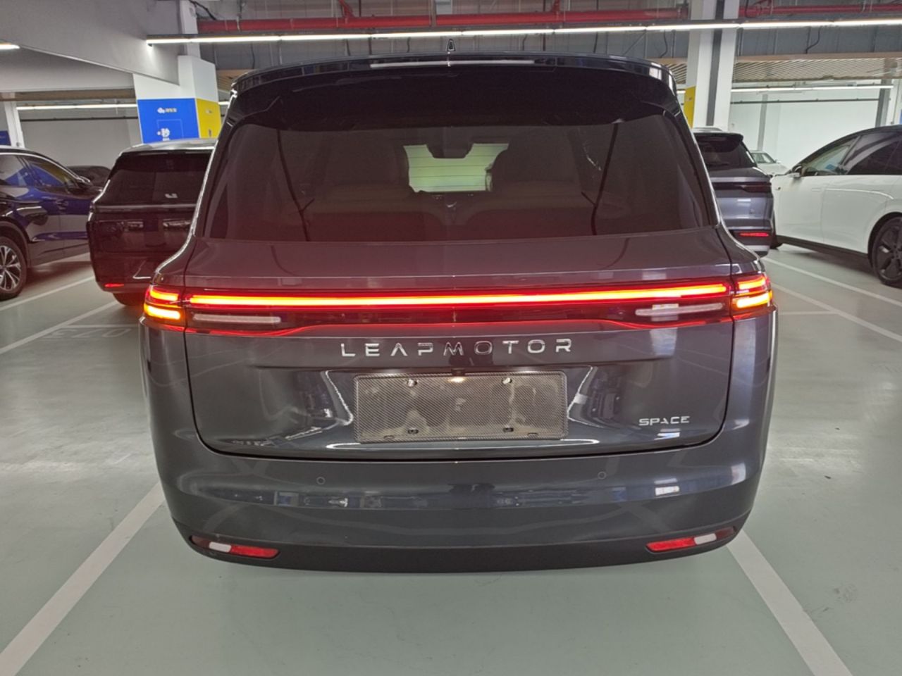 Leapmotor C16 2024 EV 520 Exclusive photo 5