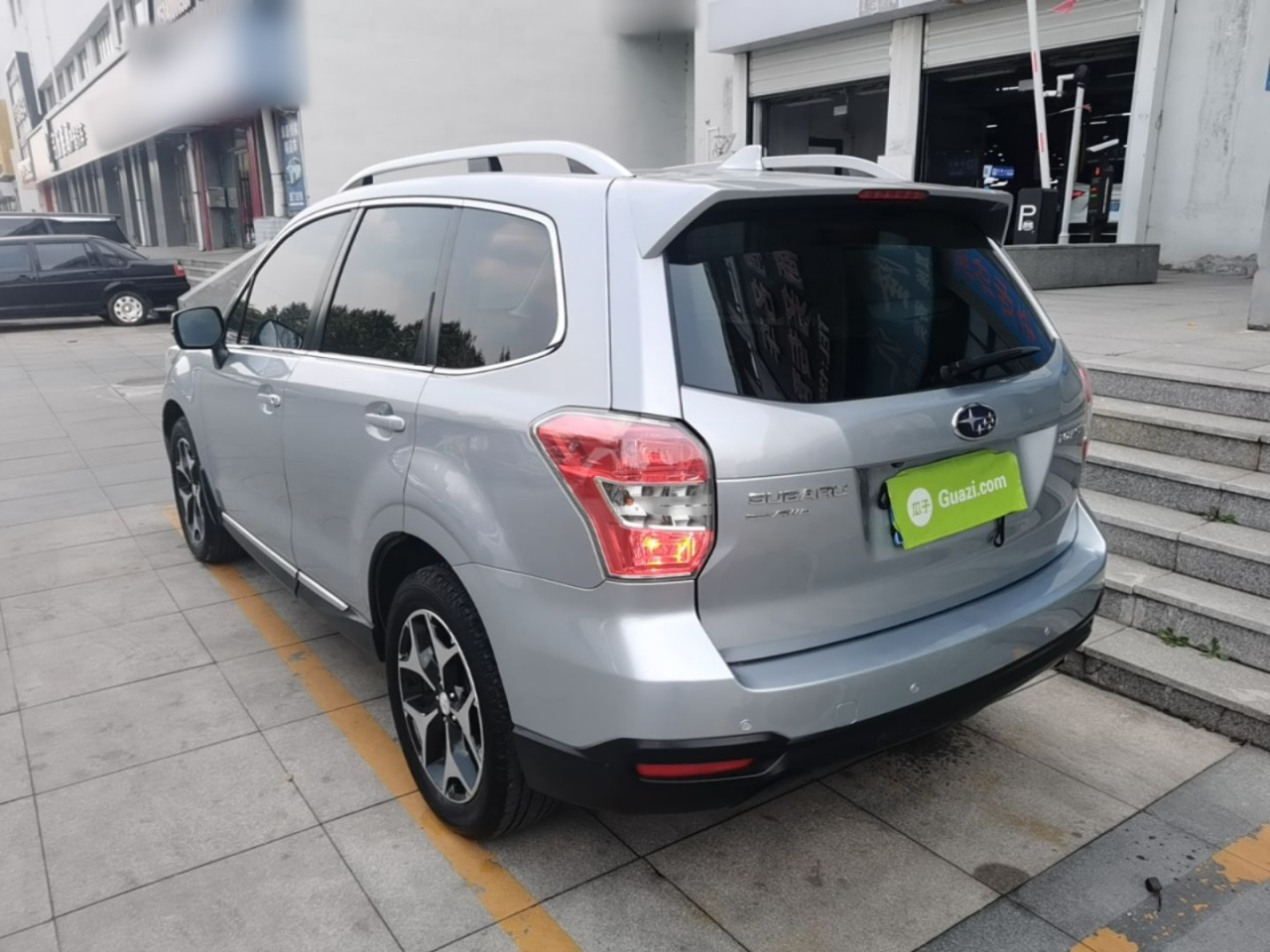 Forester 2015 2.0i Anniversary Edition photo 4