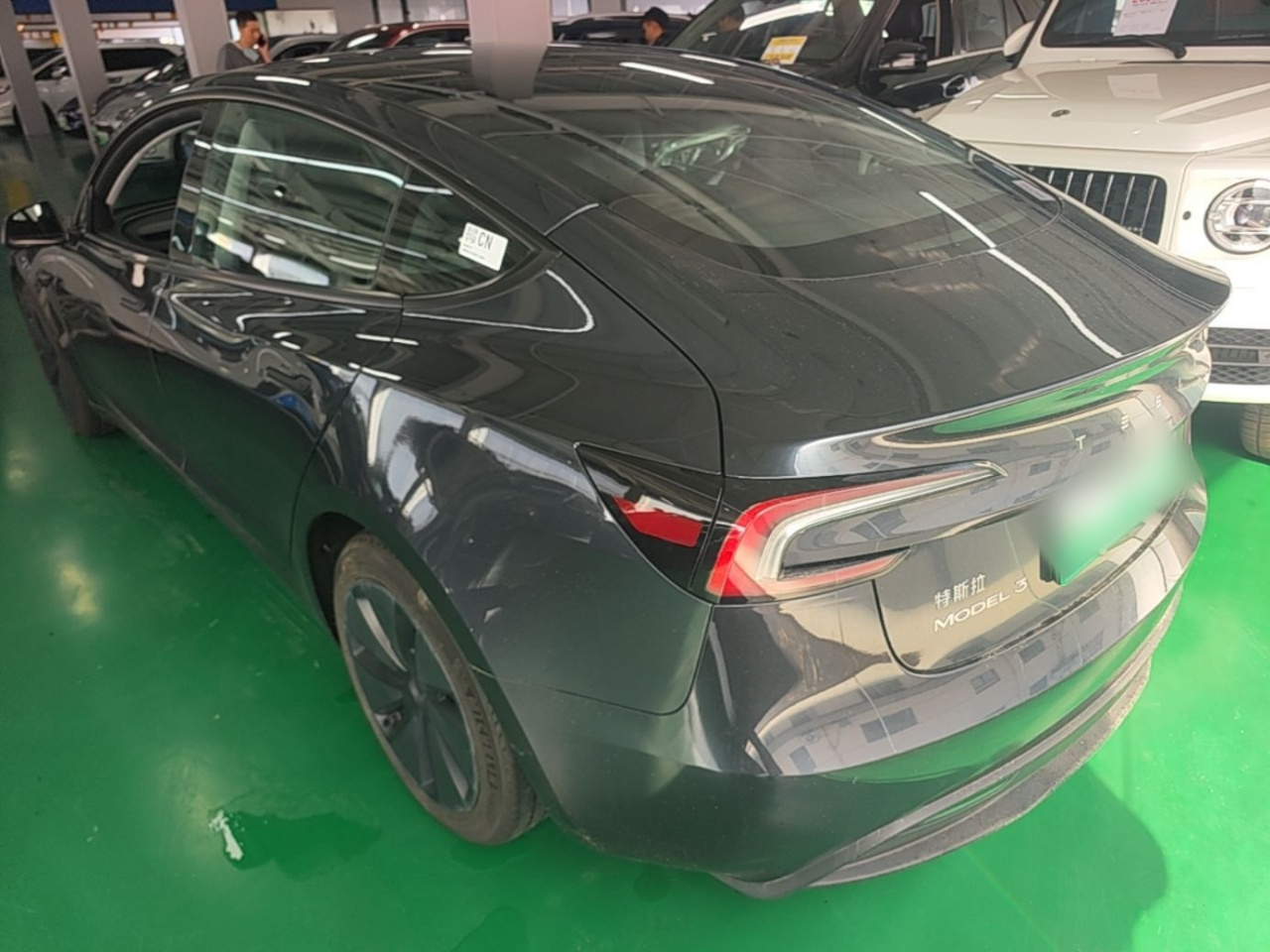Model 3 2023 RWD photo 4