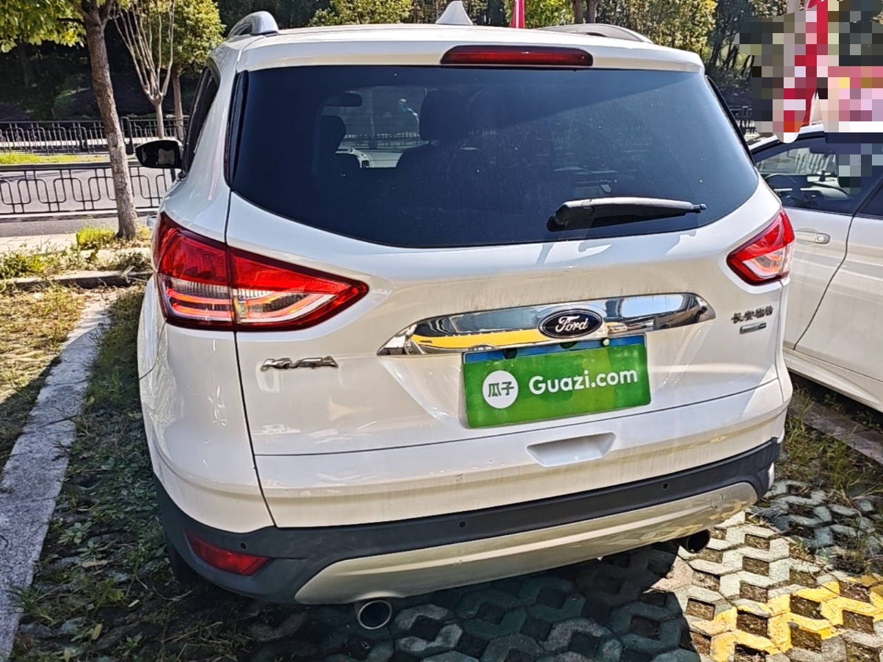 Kuga 2015 1.5L GTDi AWD Elite photo 5