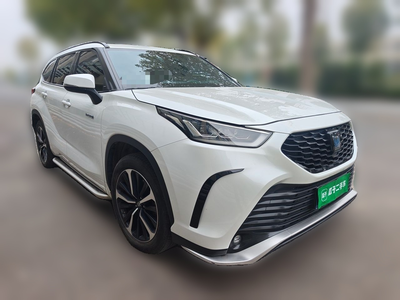 Crown 2021 2.5L HEV AWD Luxury photo 3