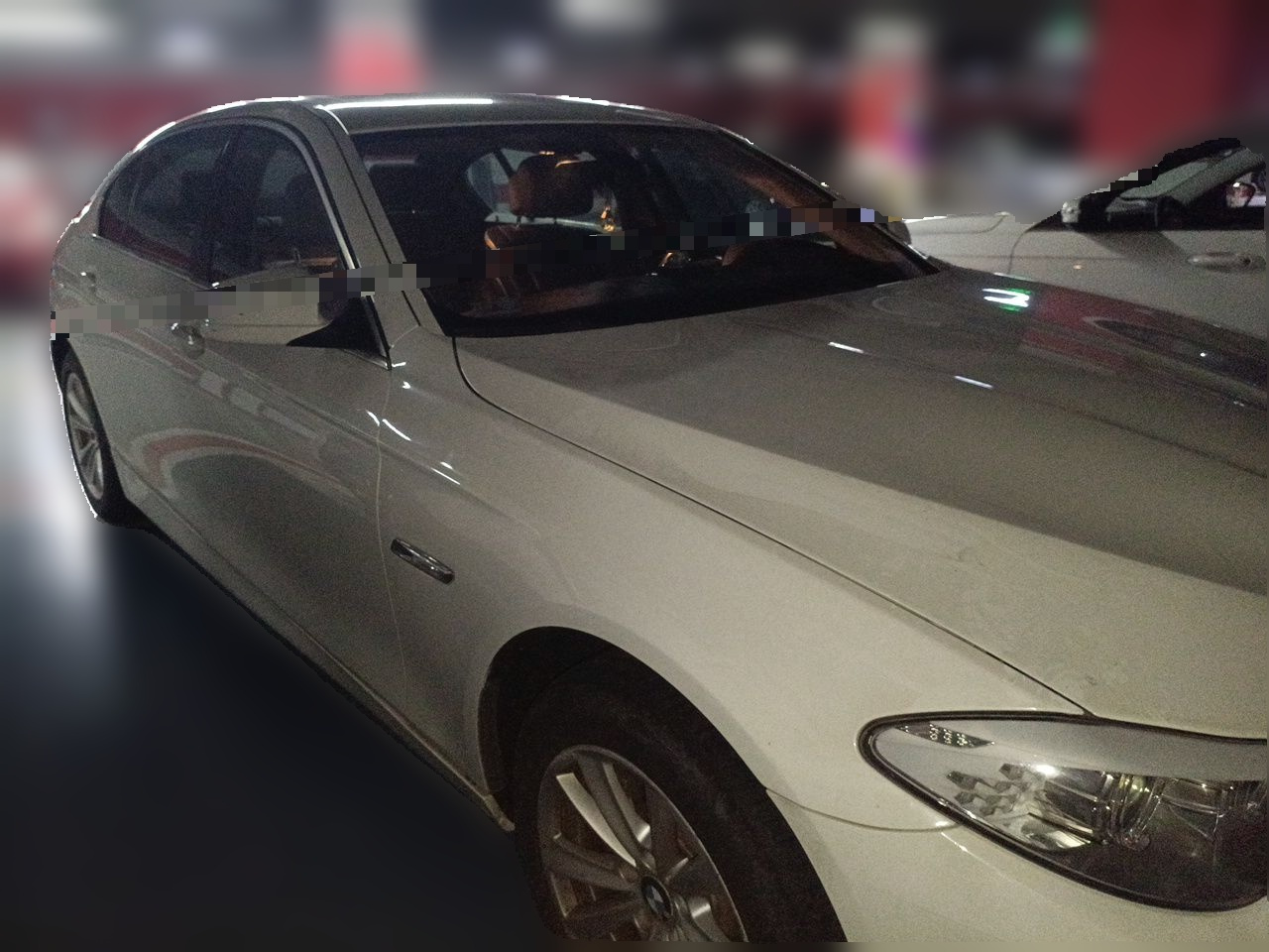 5 Series 2013 520Li photo 3