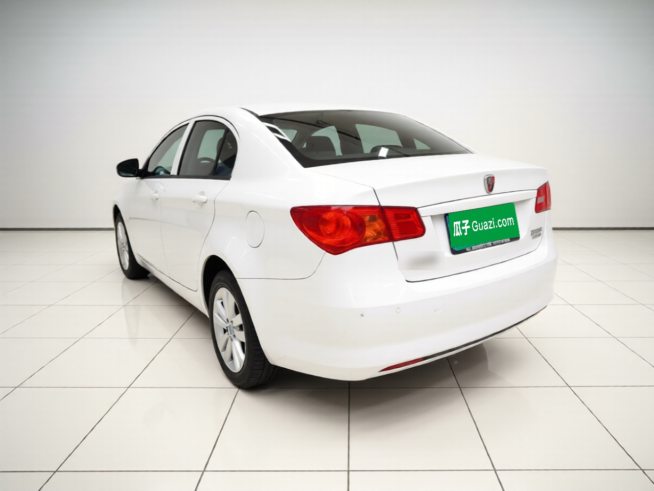 350 2015 1.5L MT Luxury photo 4