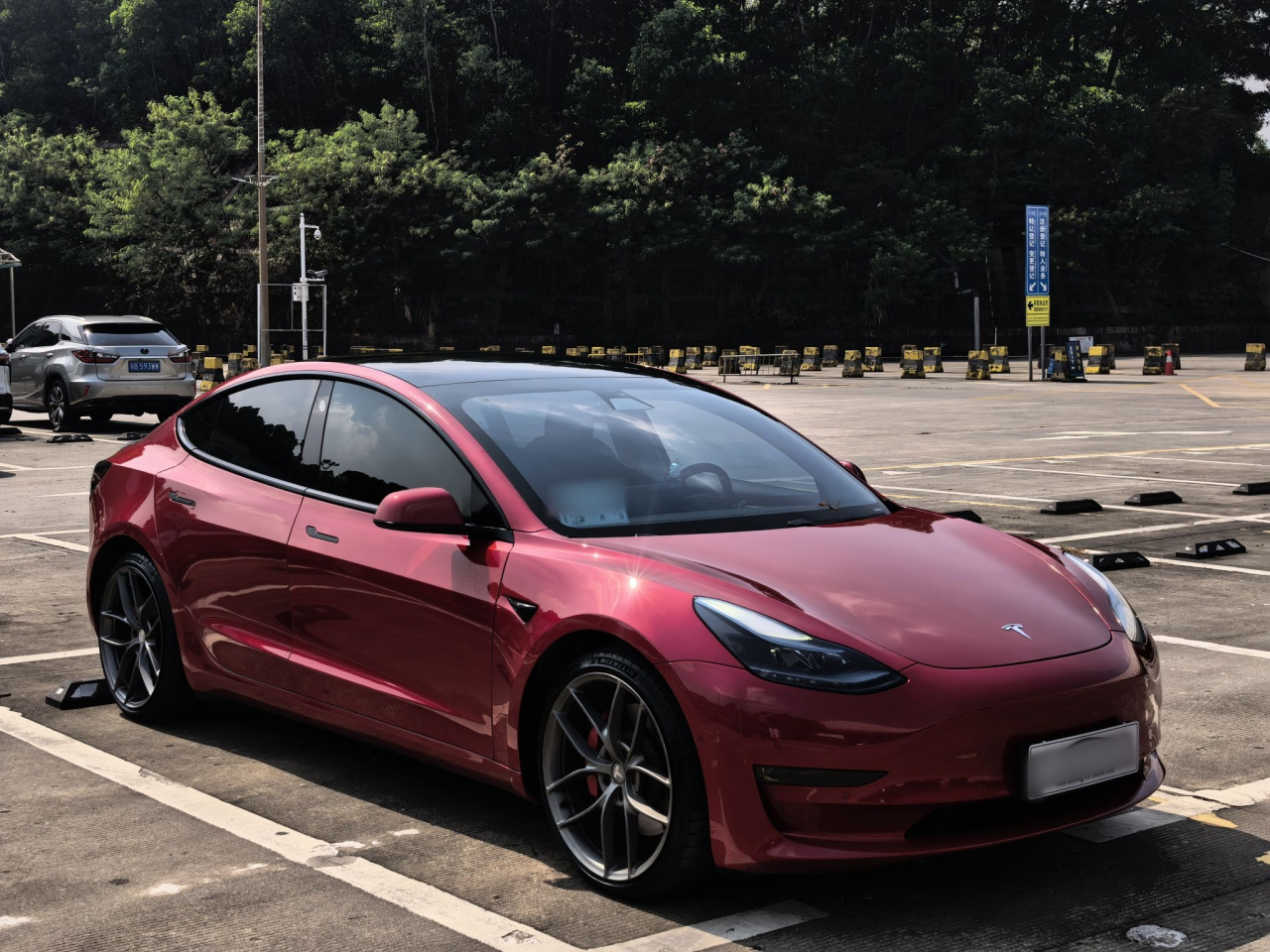 Model 3 2021 Performance AWD photo 3