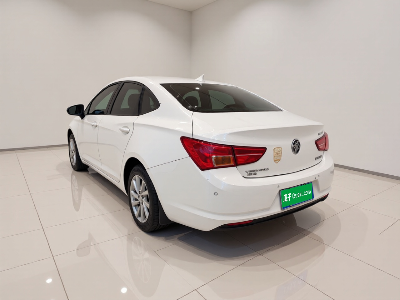 Verano 2017 Sedan 15S AT Progressive photo 4