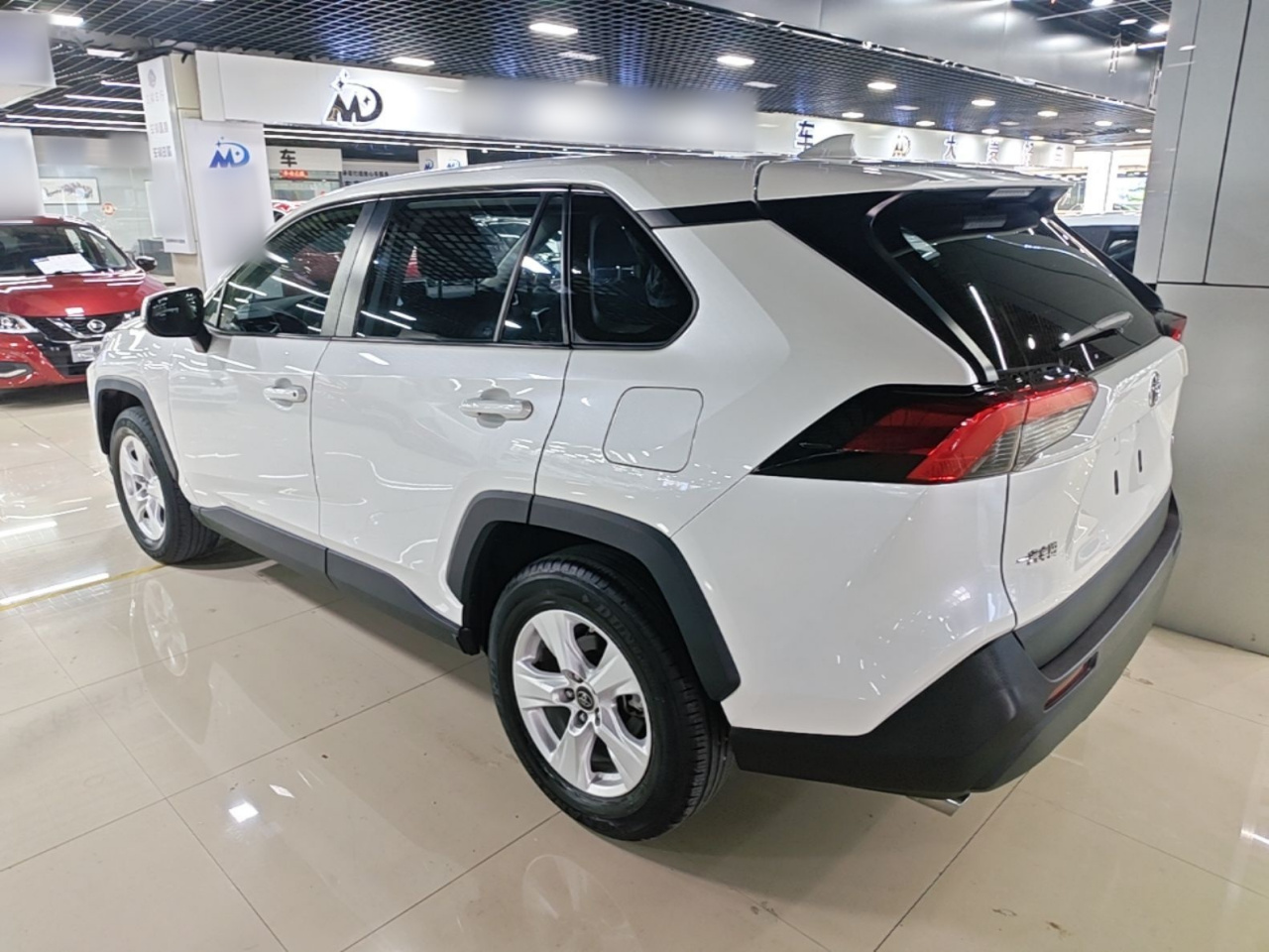 RAV4 2020 2.0L CVT RWD photo 4