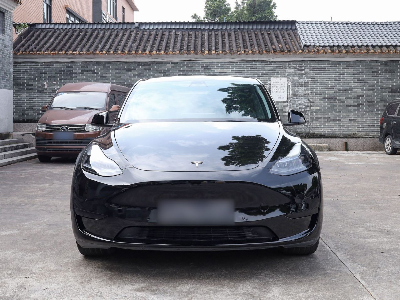 Model Y 2023 RWD photo 2