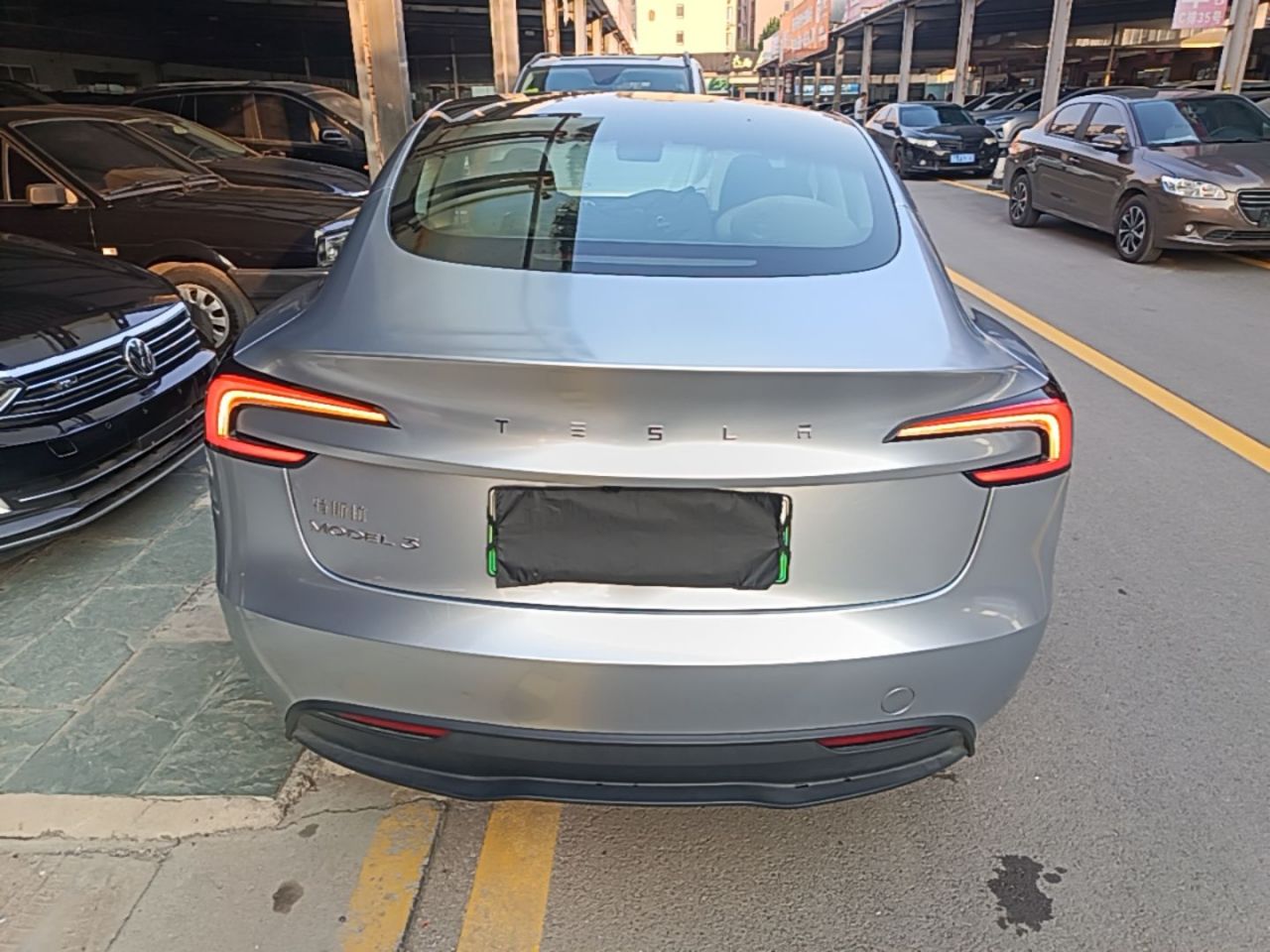 Model 3 2023 RWD photo 3