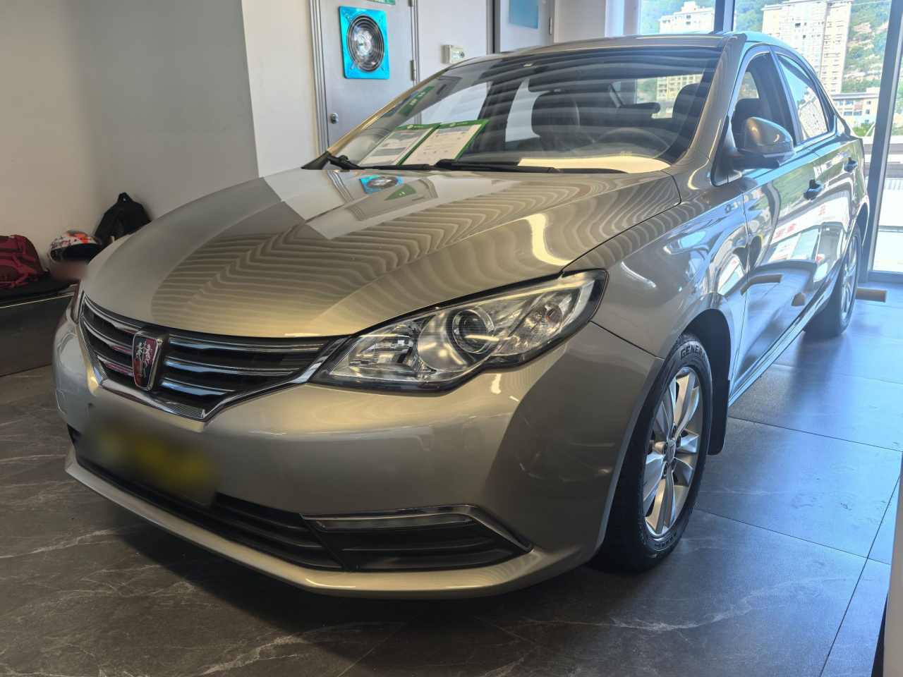 360 2015 1.5L MT Luxury