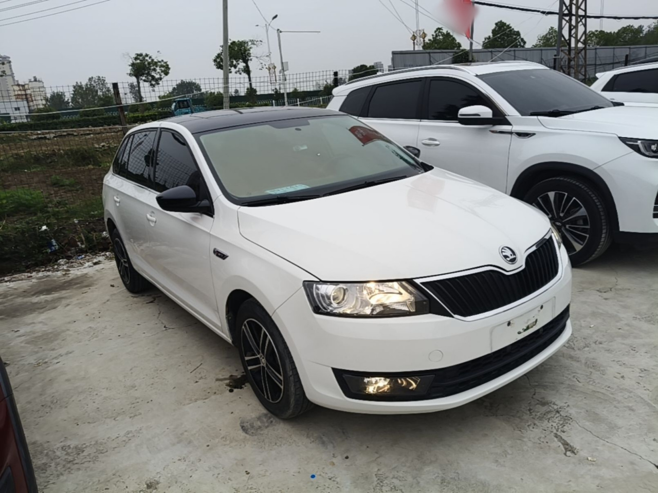 Rapid Spaceback 2016 Facelift TSI230 DSG photo 3