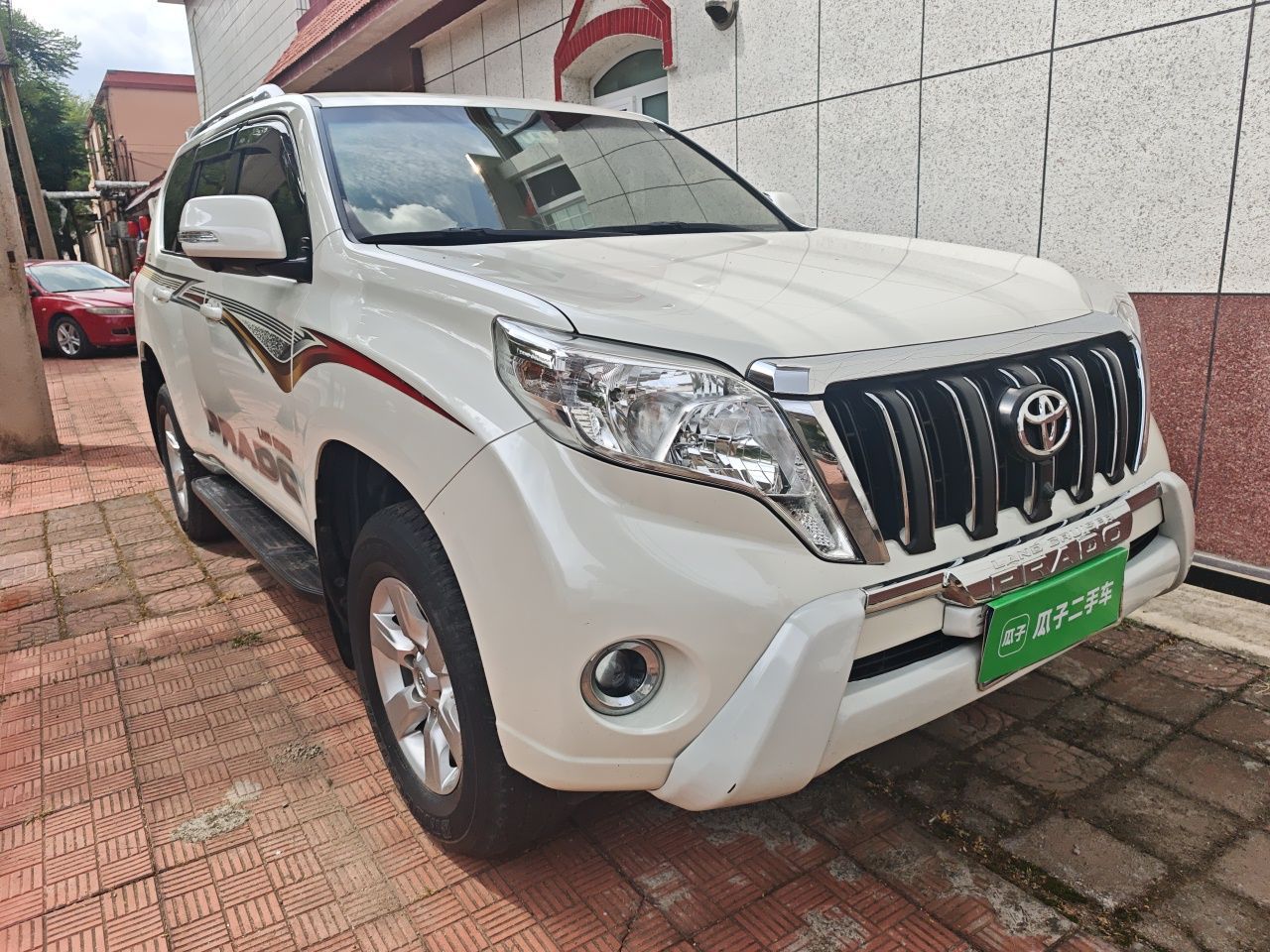 Land Cruiser Parallel Import 4.0 AT 7-Seater photo 3