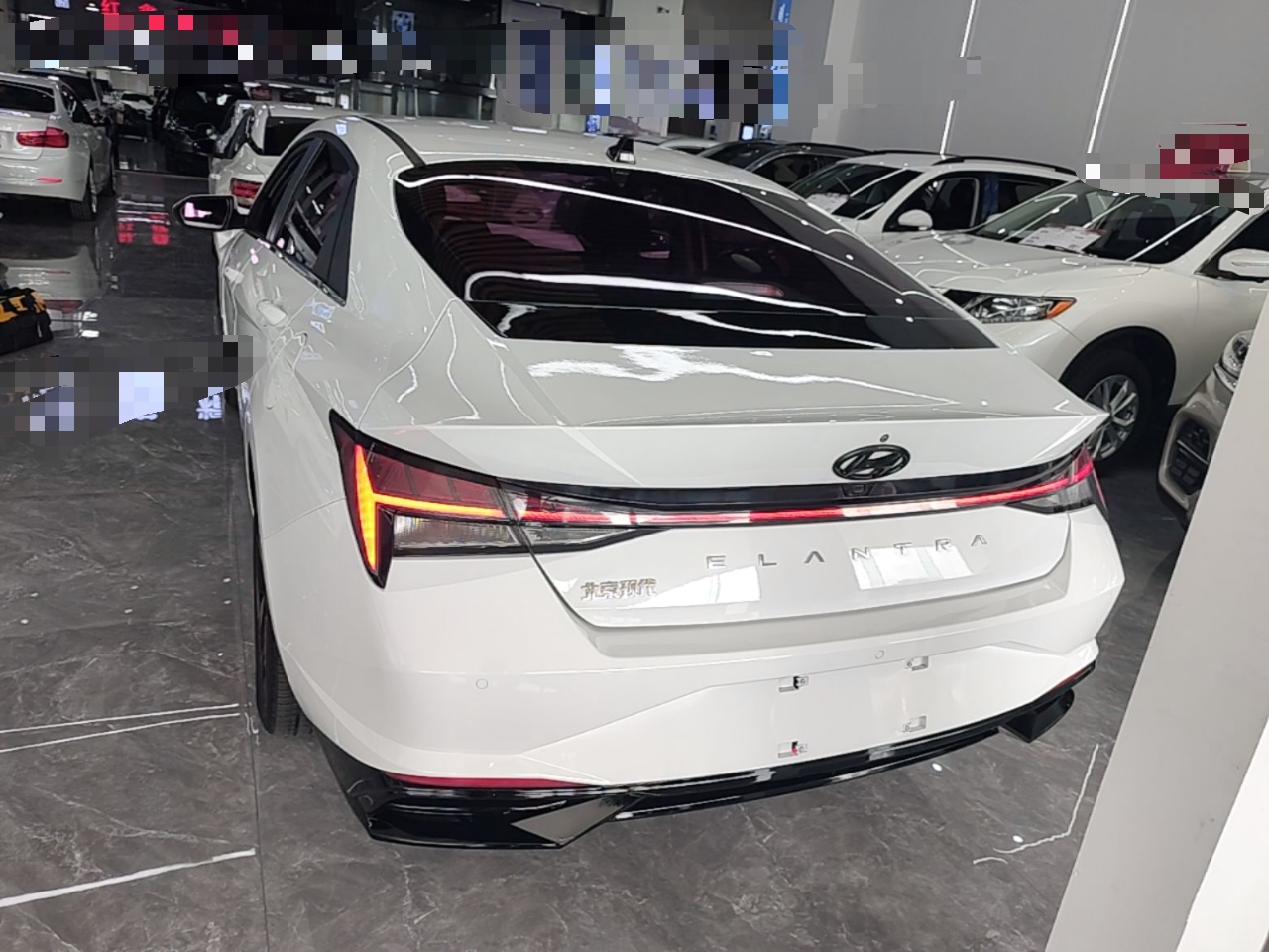 Elantra 2021 1.5L CVT LUX Premium photo 3