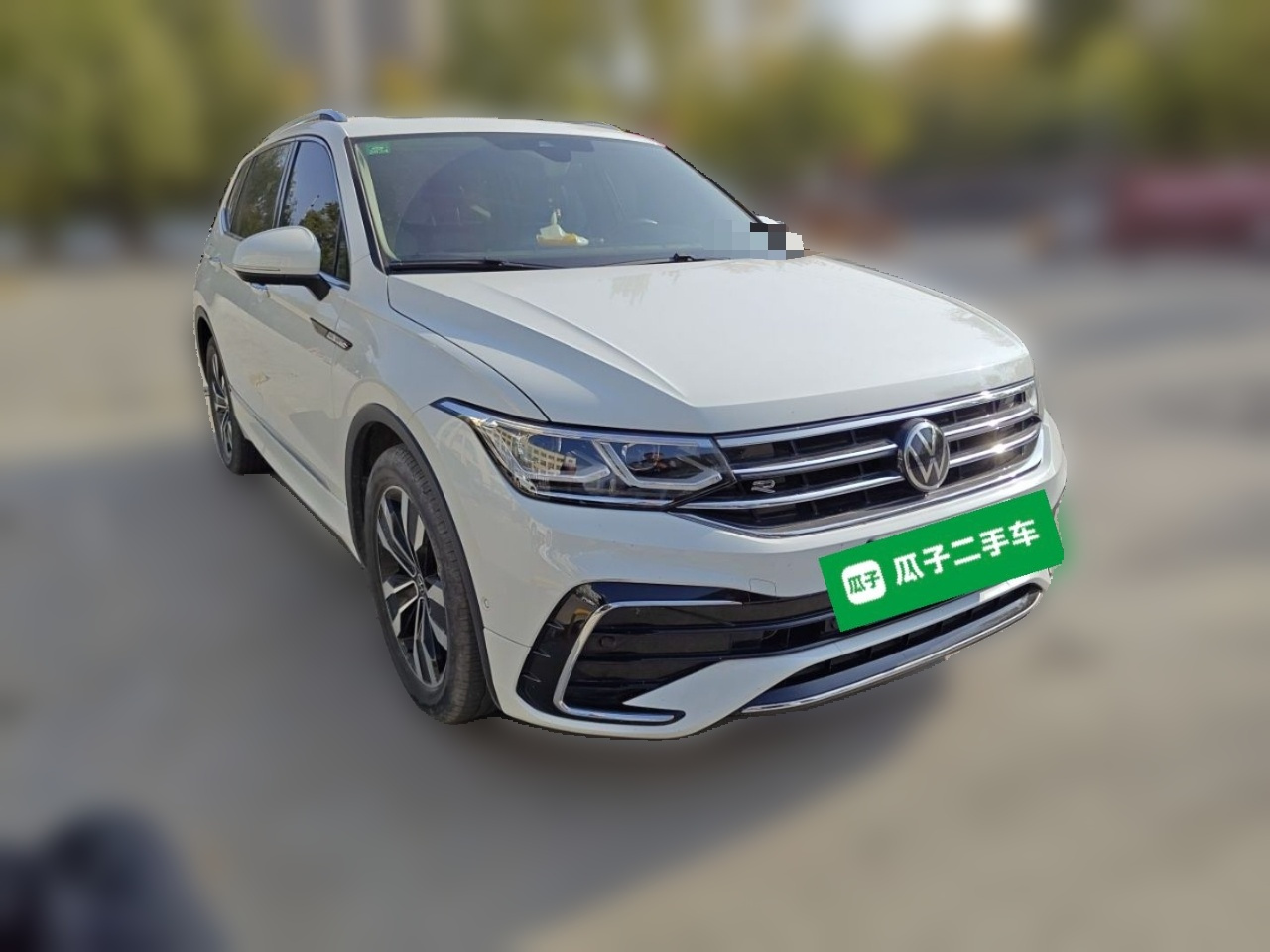 Tiguan L 2022 330TSI AT RWD R-Line Flagship photo 3