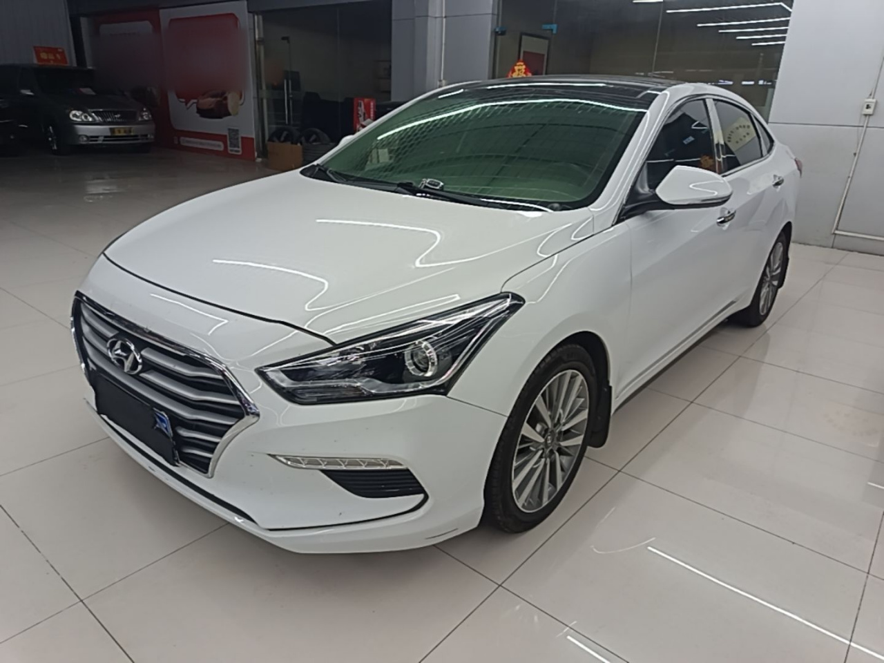 Mistra 2019 1.8L AT Smart GLS China VI
