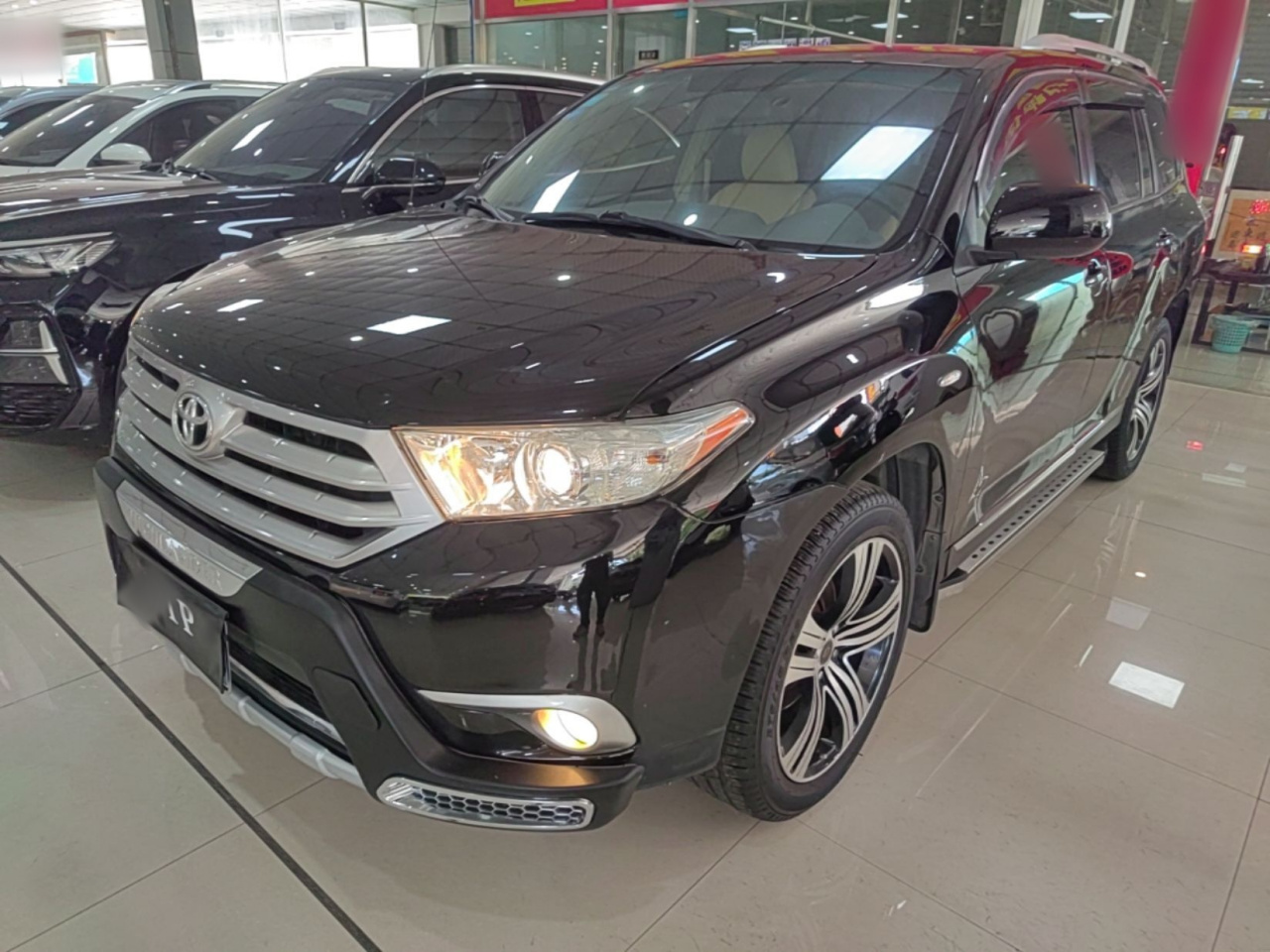 Highlander 2012 2.7L RWD 5-Seater Elite