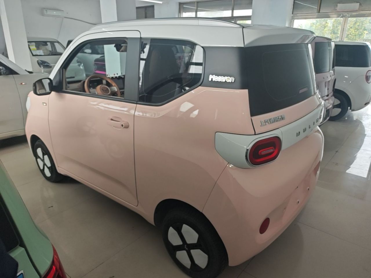 Hongguang MINIEV 2024 3rd Gen 215km Advanced photo 4