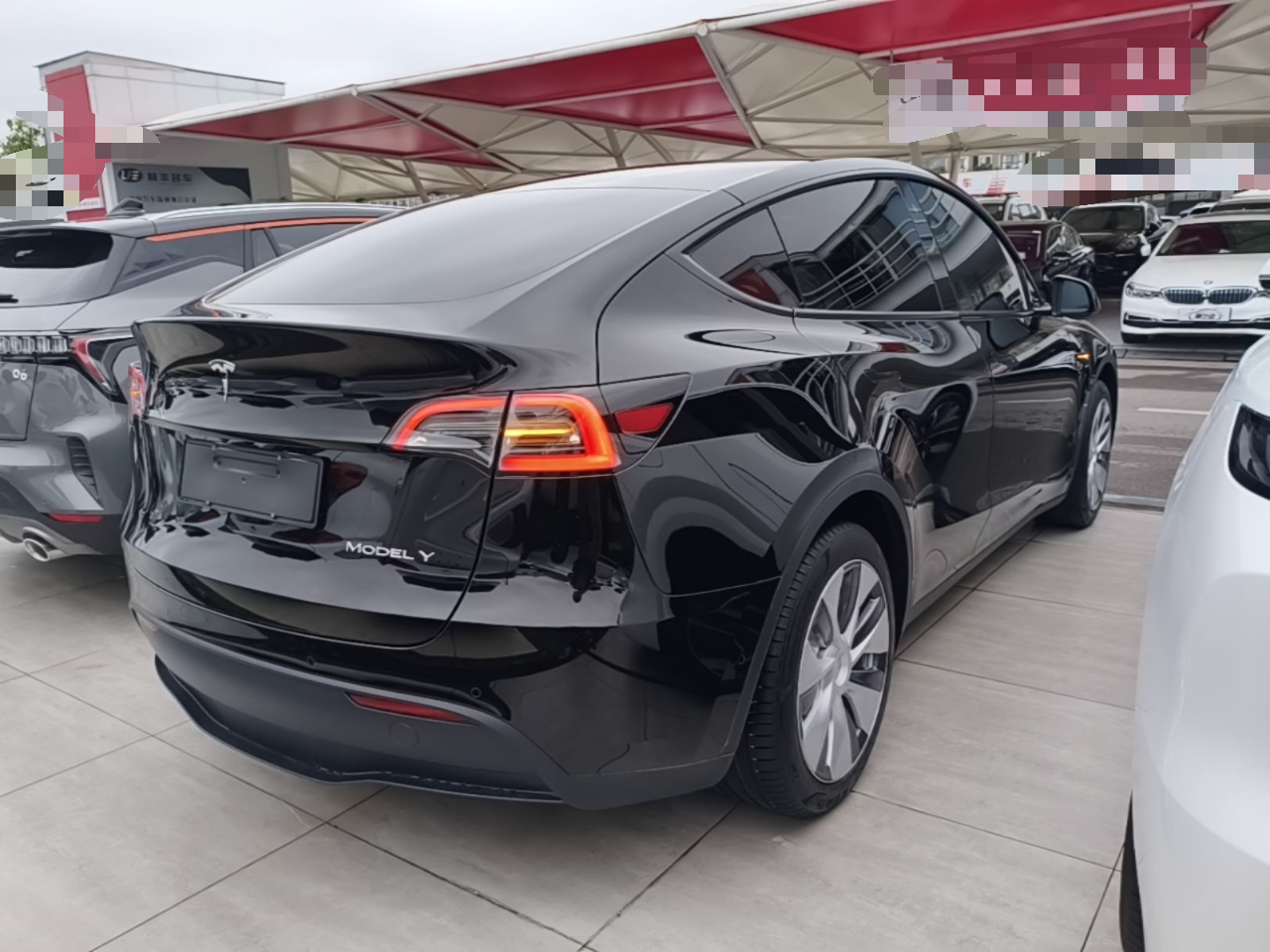 Model Y 2022 Facelift RWD photo 4