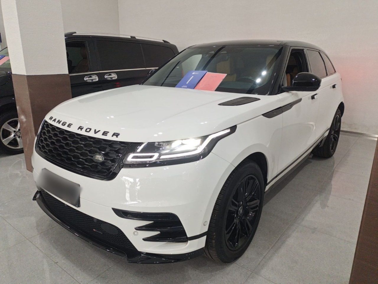 Range Rover Velar 2023 250PS