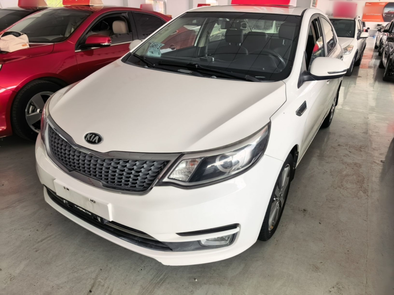 K2 2015 Sedan 1.6L AT Premium