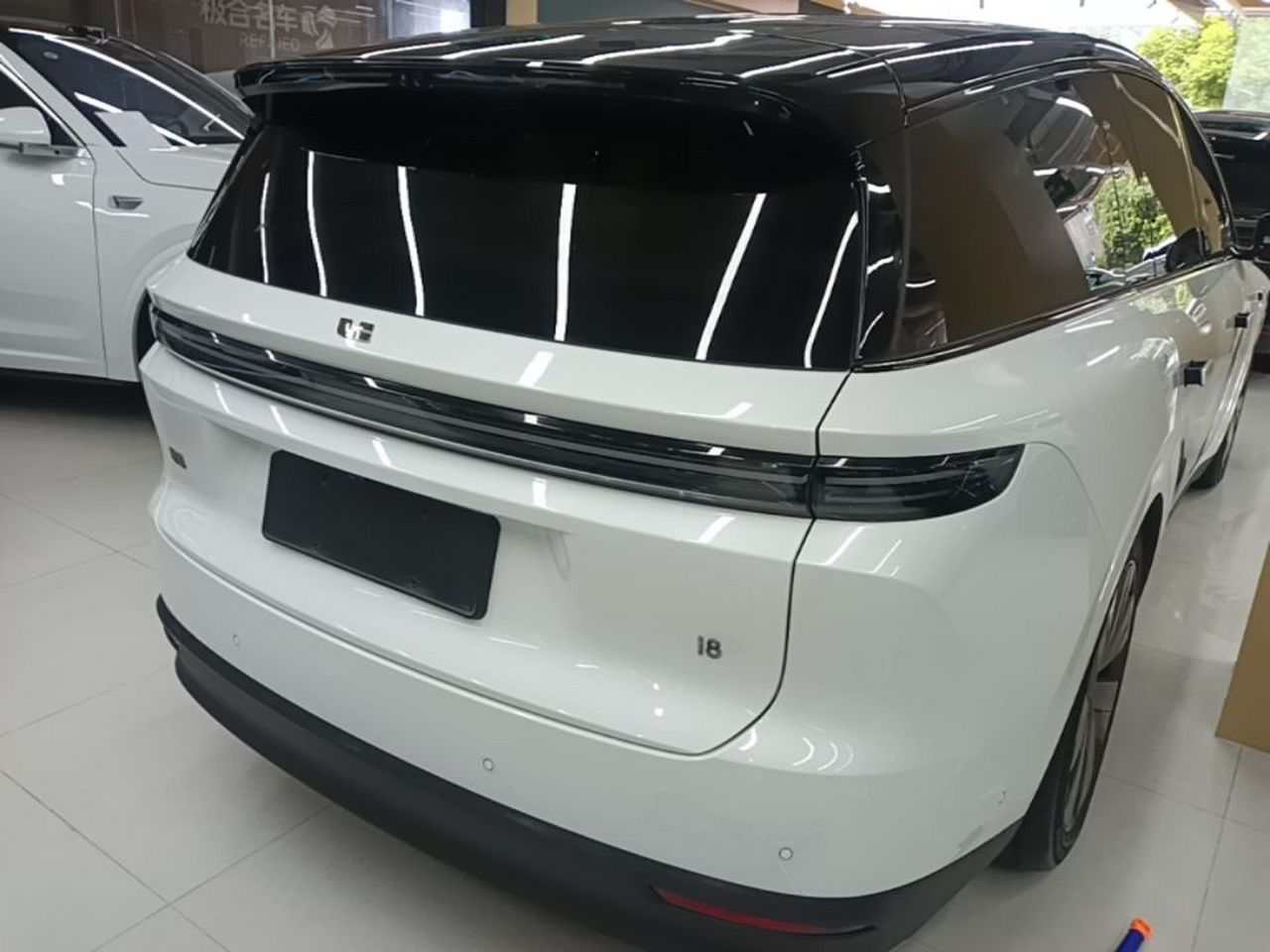 Li Auto i8 2025 Standard photo 4