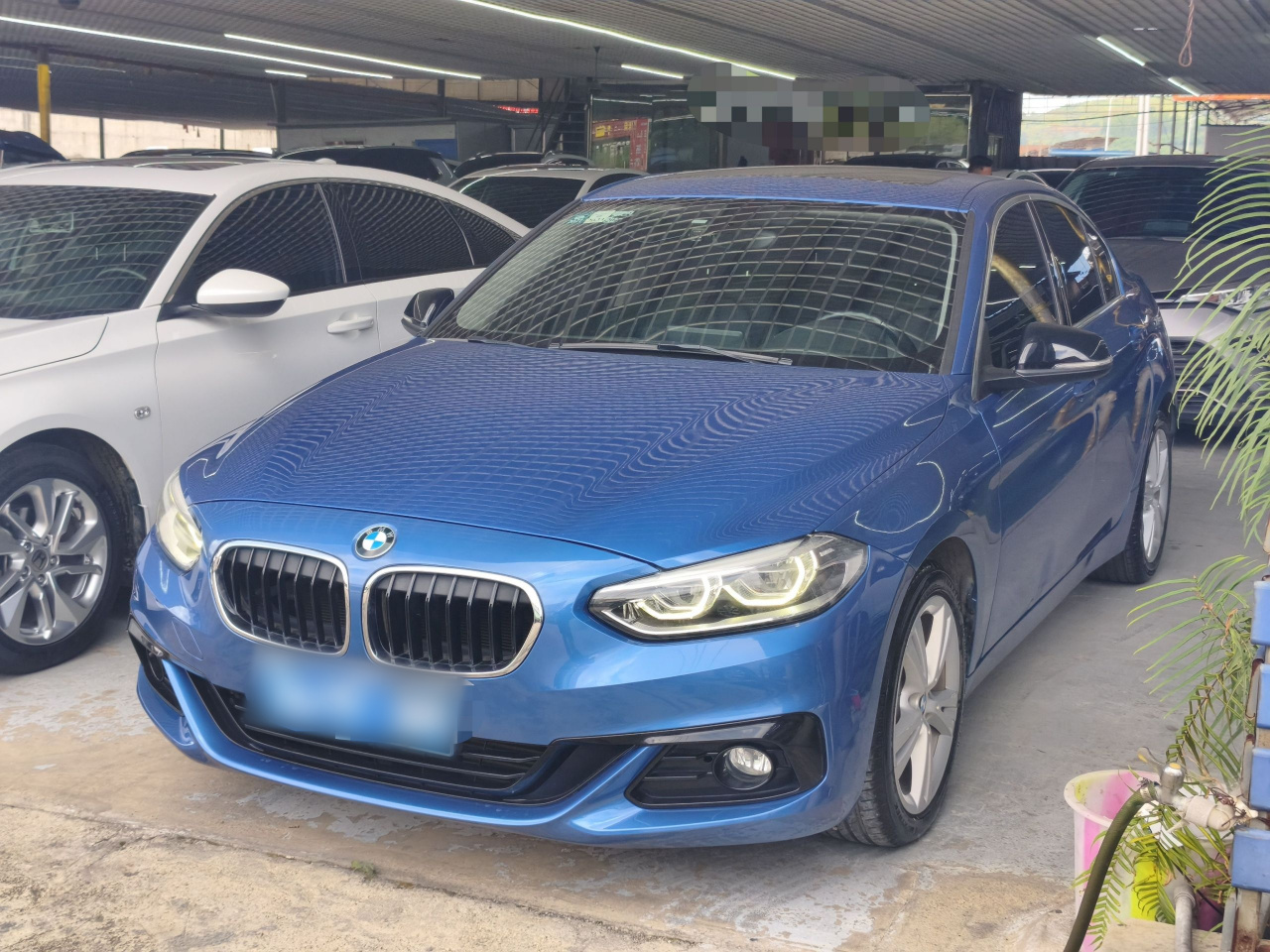 1 Series 2018 118i Design Package