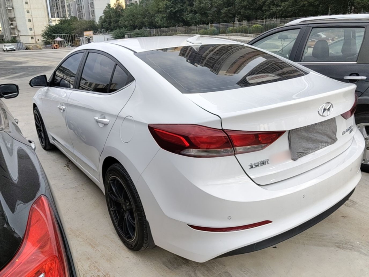 Elantra 2016 1.6L AT Smart Elite photo 4