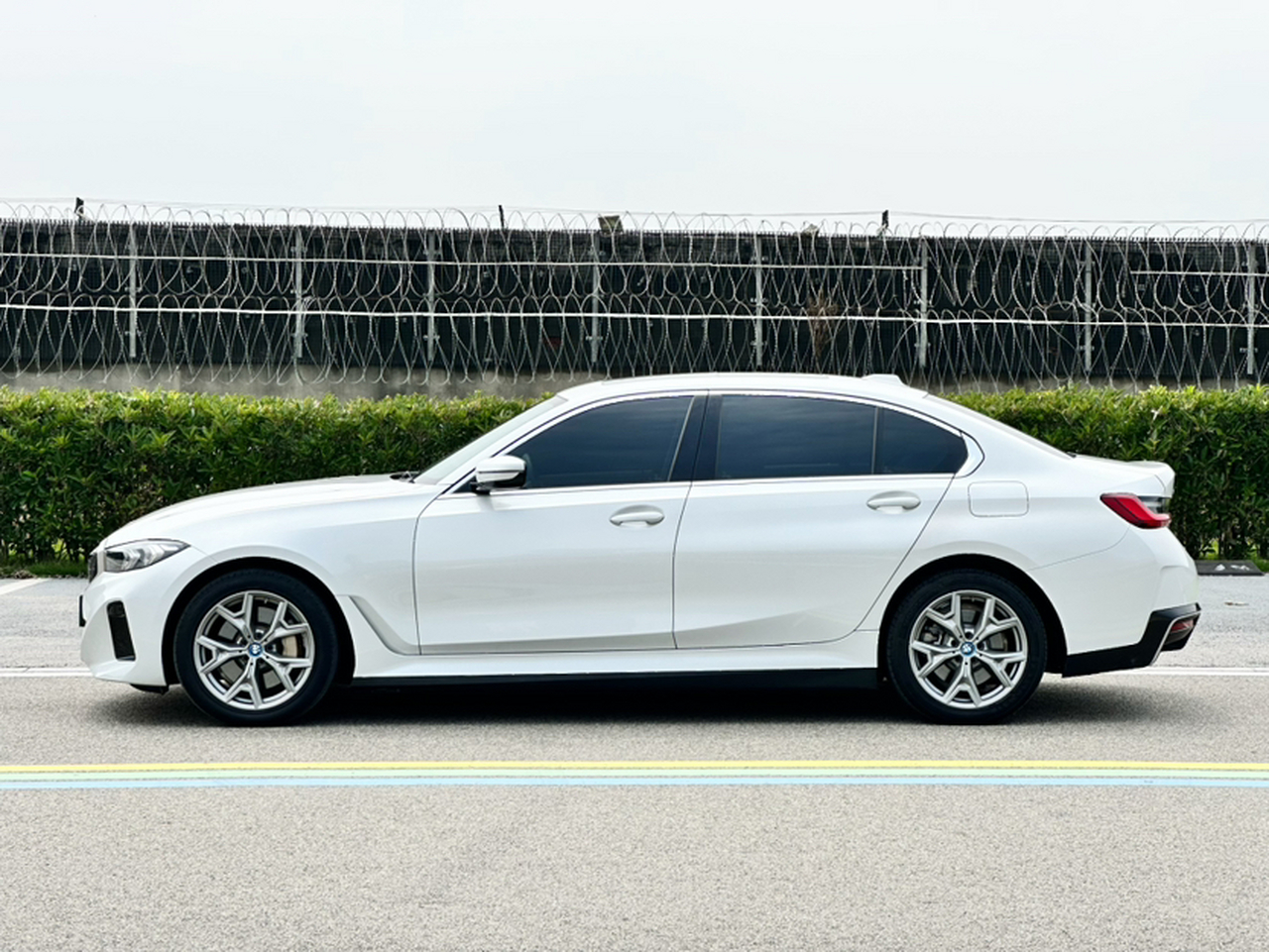 i3 2024 eDrive 35 L photo 2