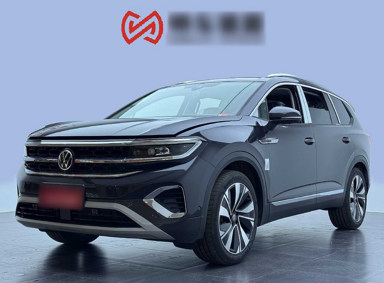 2025 380TSI AWD Luxury Pro 6-Seater