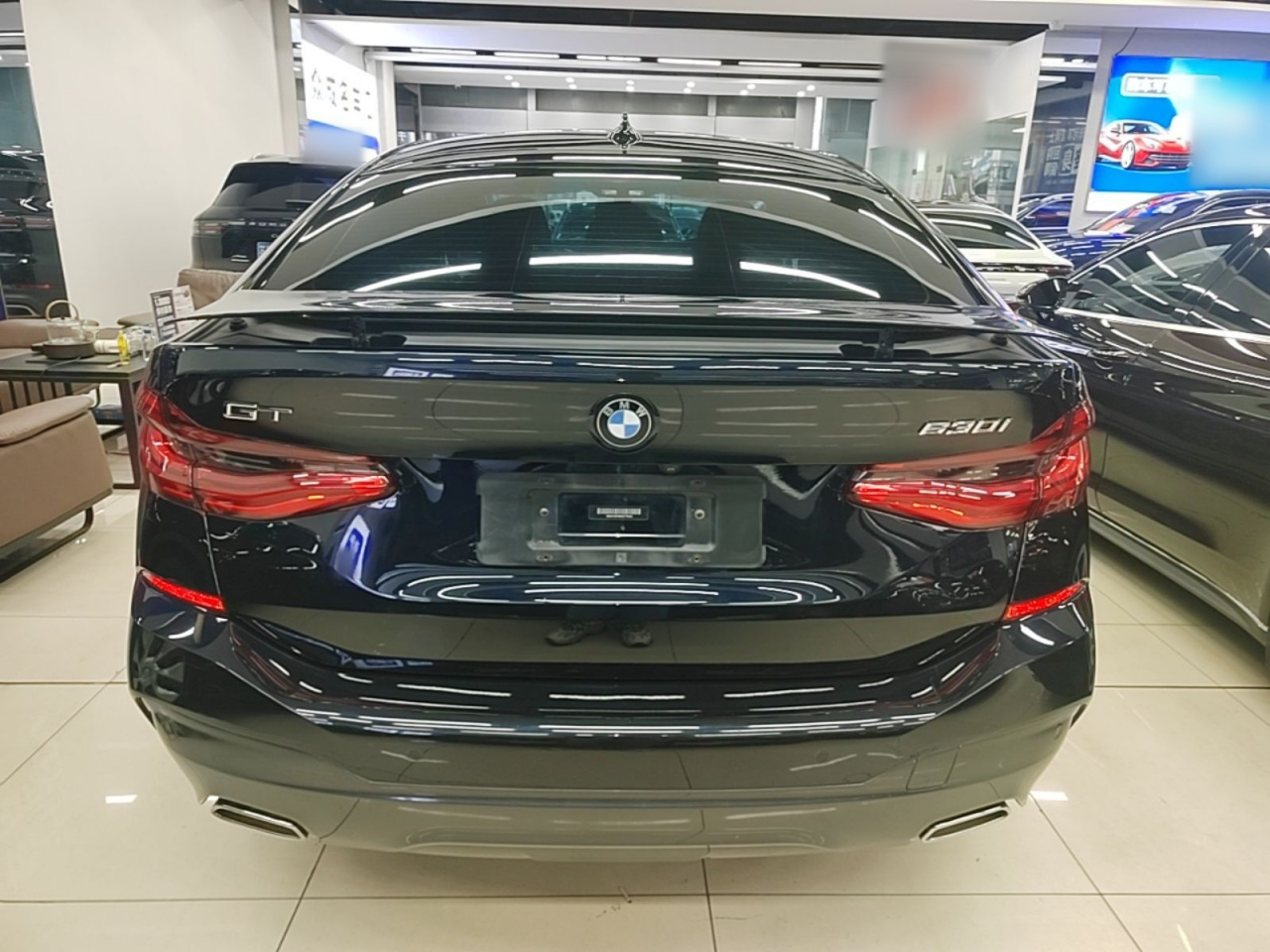 6 SeriesGT 2021 630i M Sport Wagon photo 5