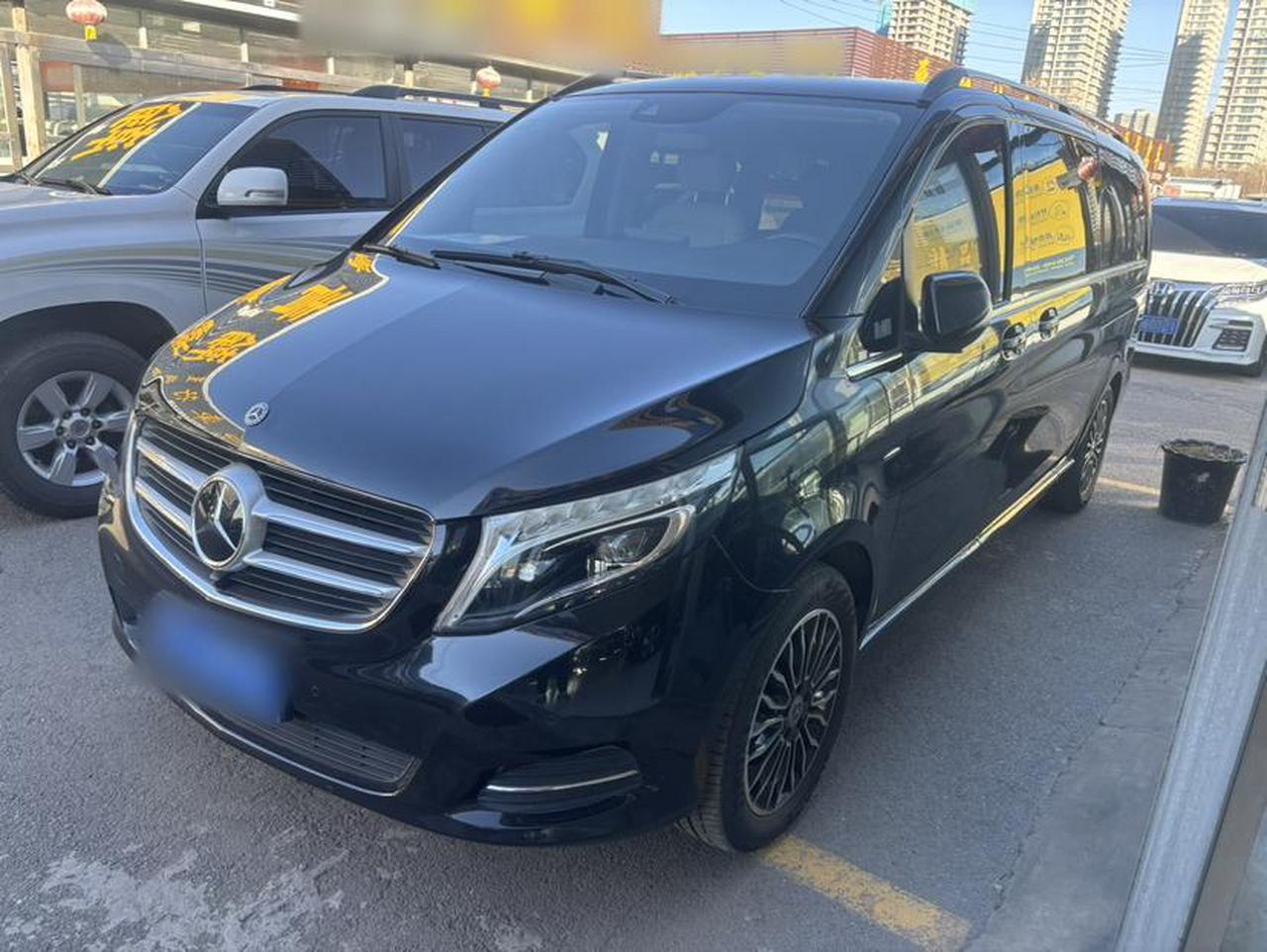 V-Class 2018 V 260 L Premium Extended China VI