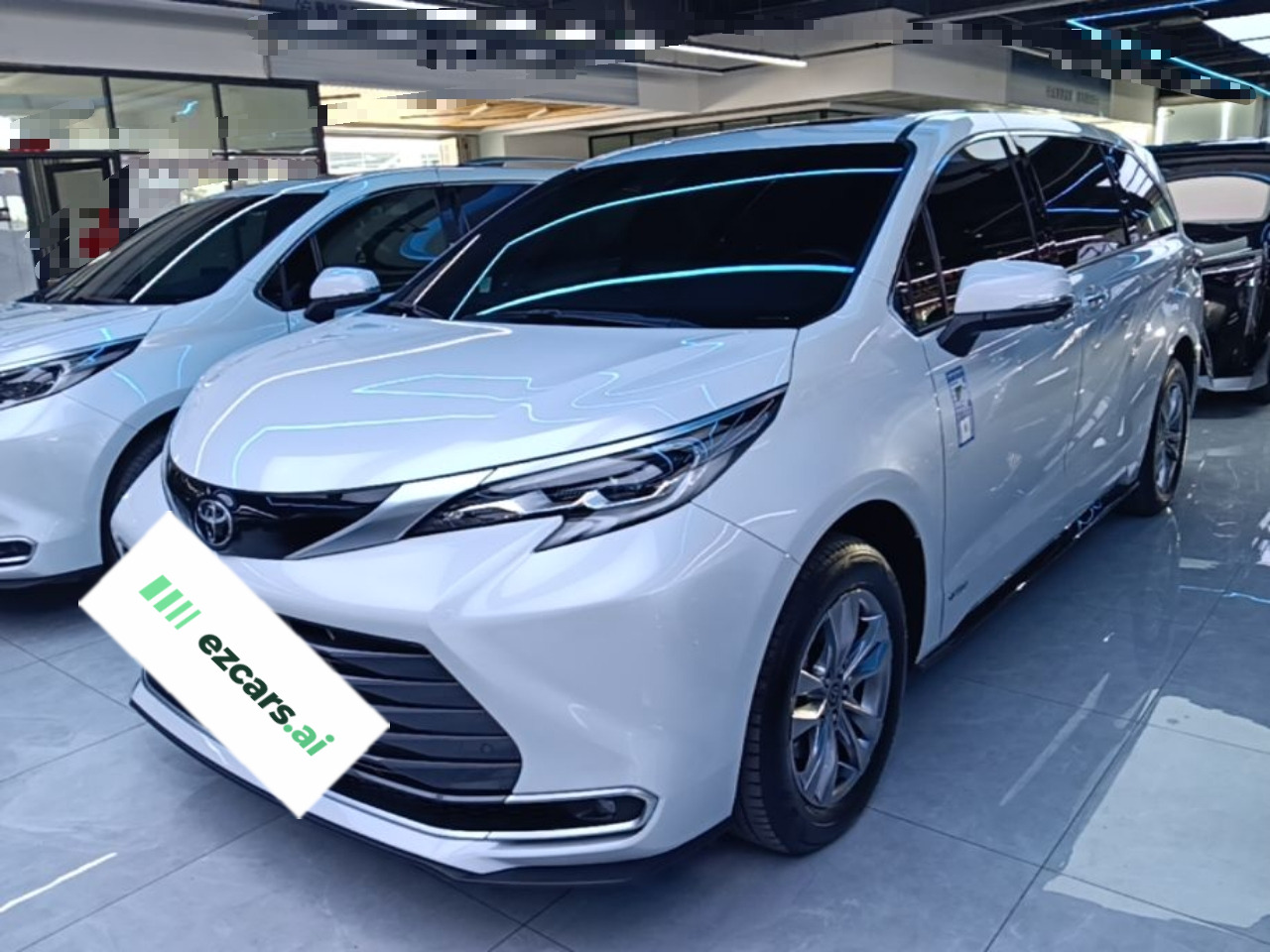 Sienna 2024 2.5L Hybrid AWD Premium