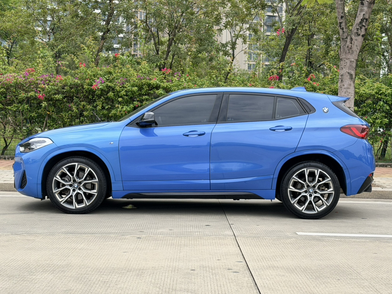 X2 2021 Facelift sDrive25i photo 2
