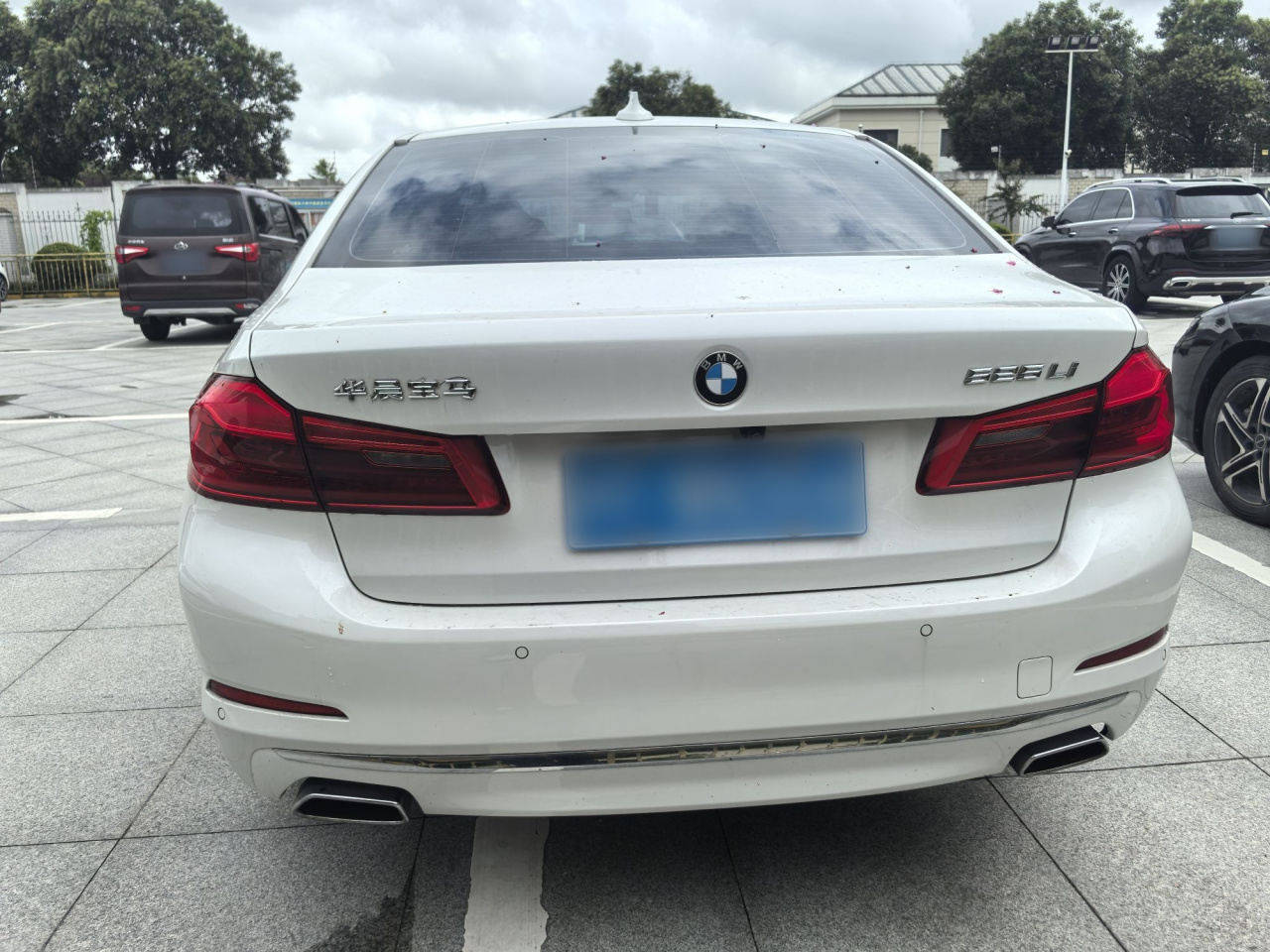 5 Series 2020 525Li Luxury photo 2