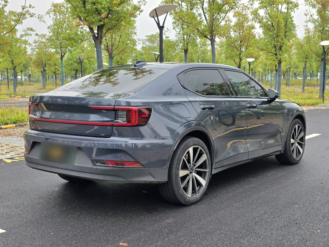 Polestar 2 2020 Launch Edition photo 4