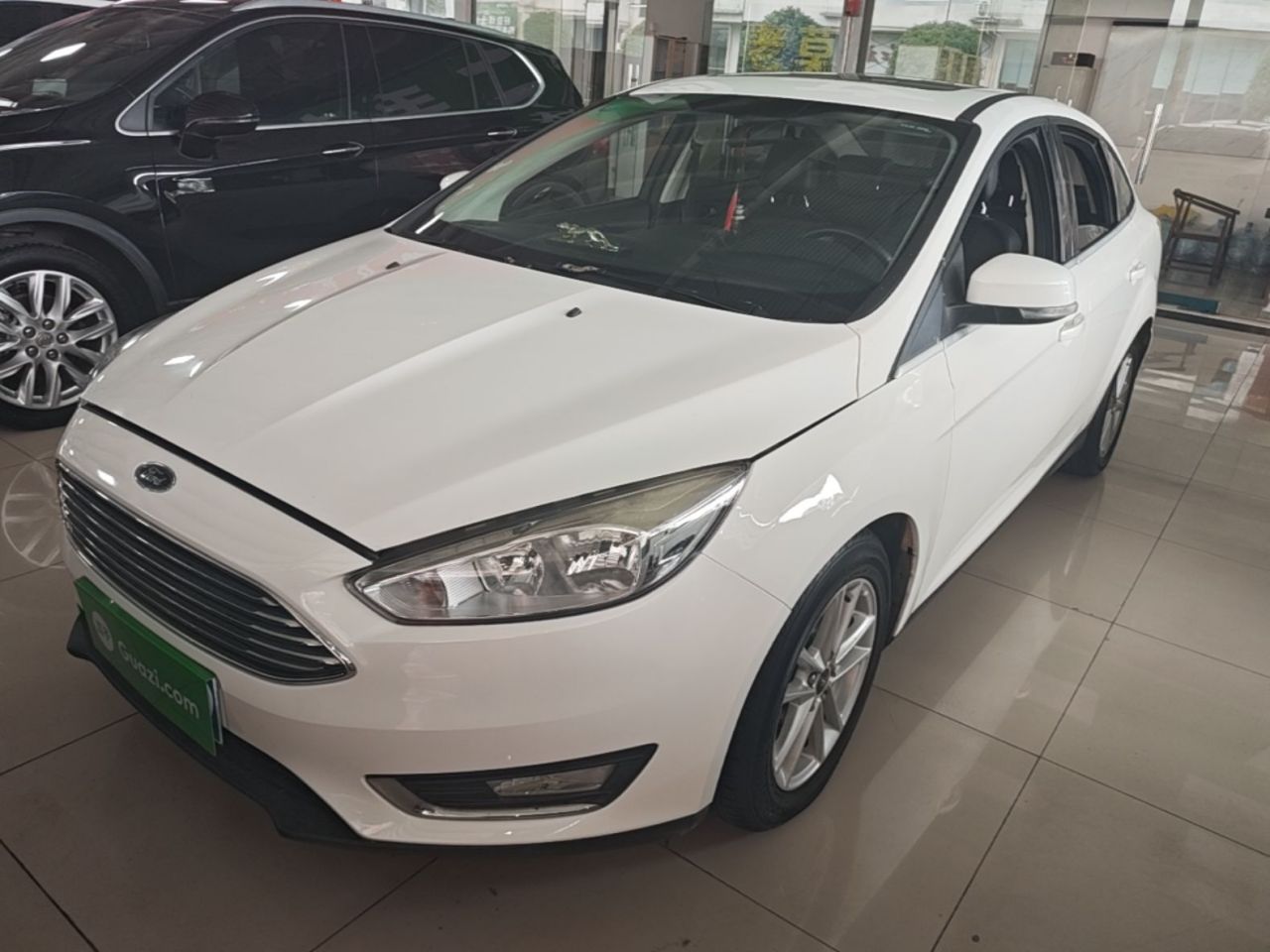 Focus 2018 Sedan Classic EcoBoost 180 AT Elite