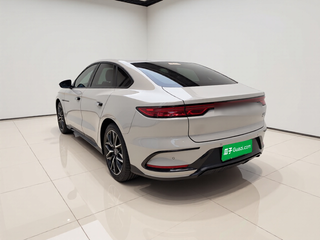 Han 2025 EV 506KM Premium photo 4