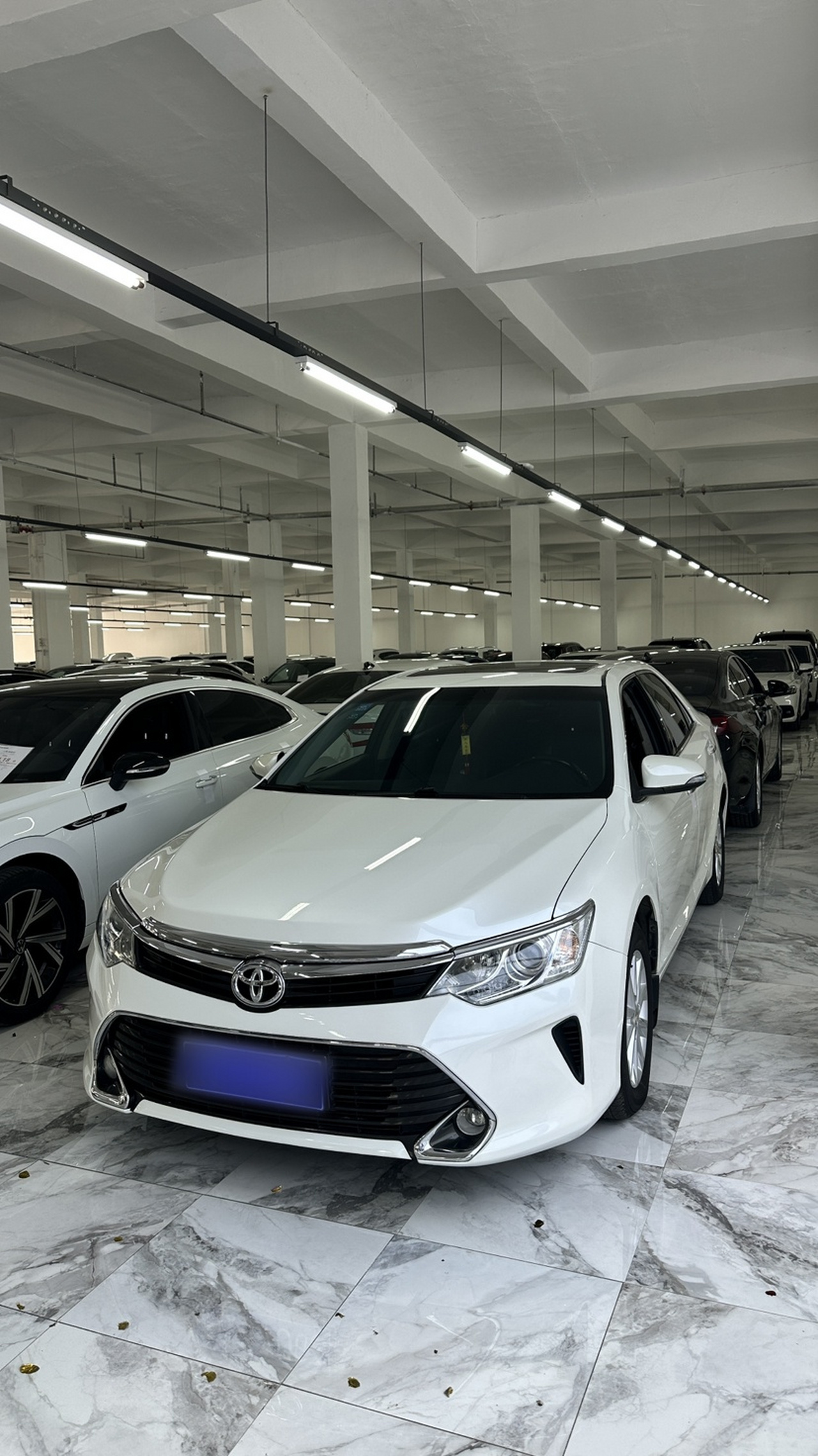 Camry 2016 2.0G Leading