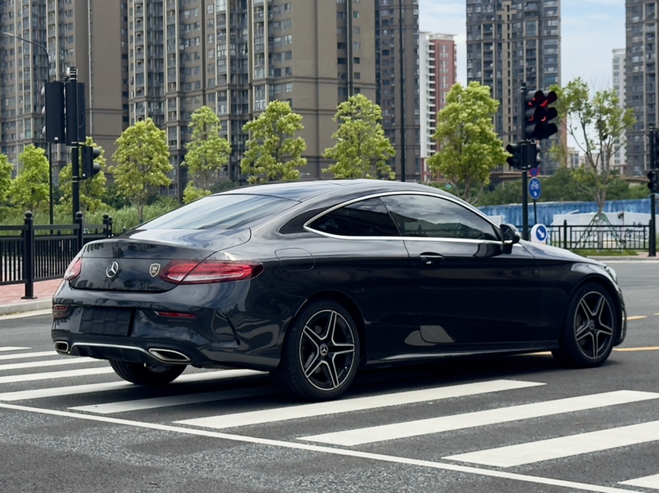 C-Class Imported 2021 C 260 Coupe photo 4