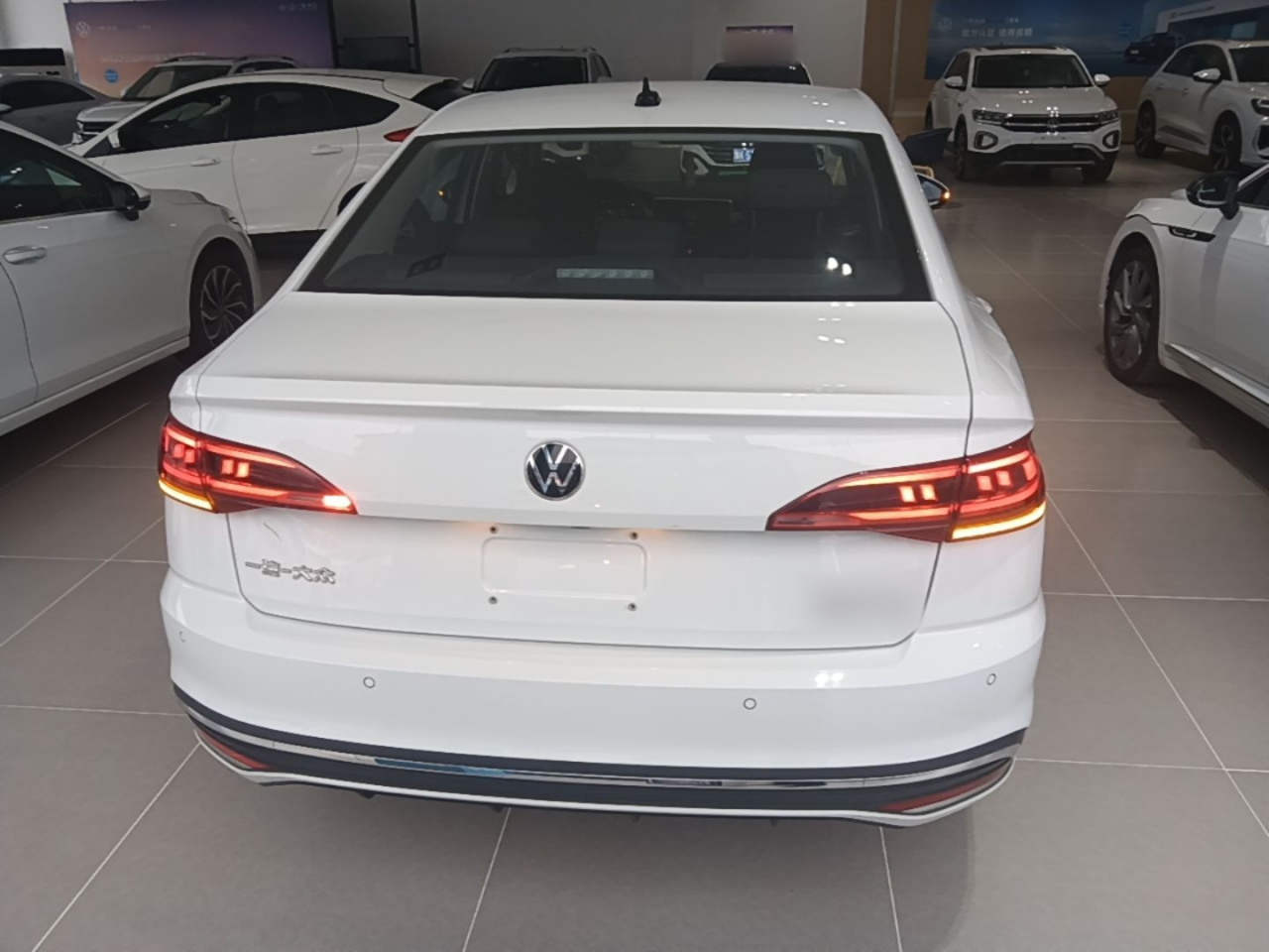 Bora 2024 200TSI DSG Cruise photo 5