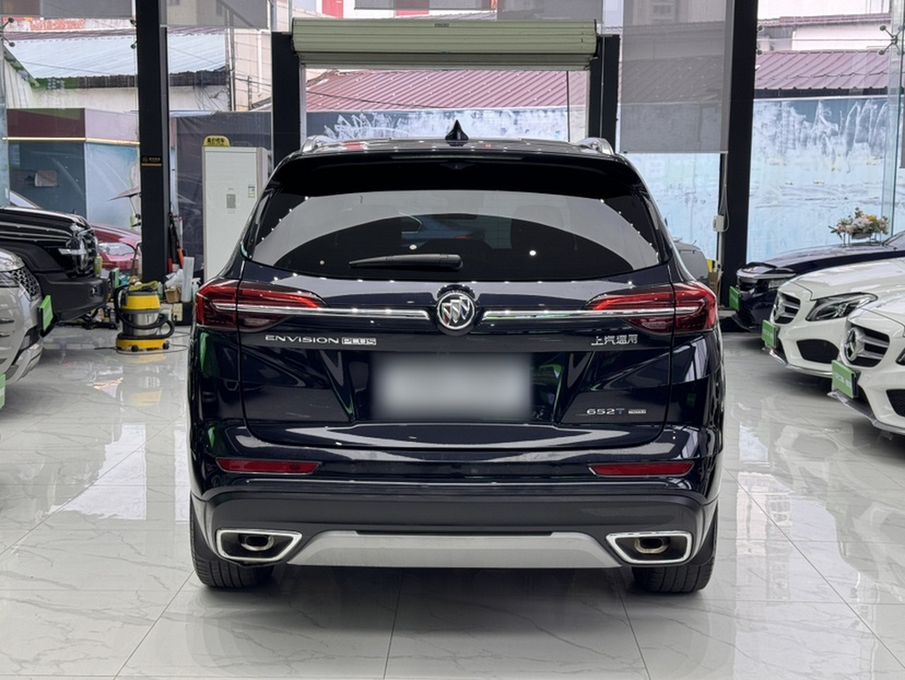 2021 Envision Plus 652T 5-Seater AWD Luxury photo 2
