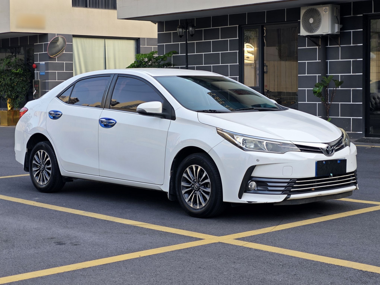 Corolla 2017 Facelift 1.2T S-CVT GL photo 4