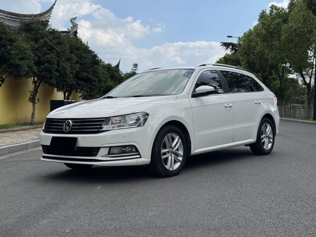 2015 1.6L AT Comfort
