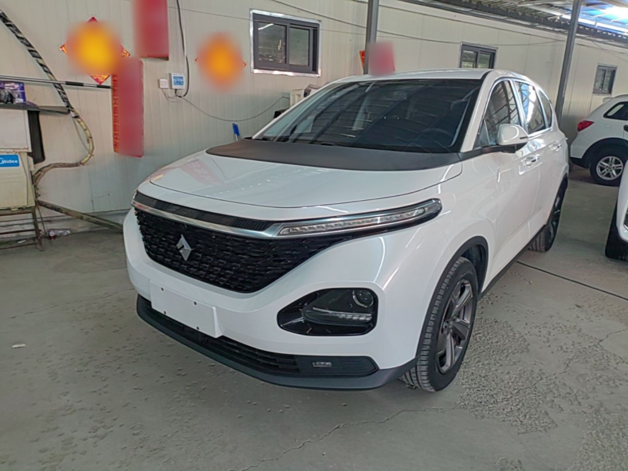 RM-5 2019 1.5T CVT 24 Elite 6-Seater