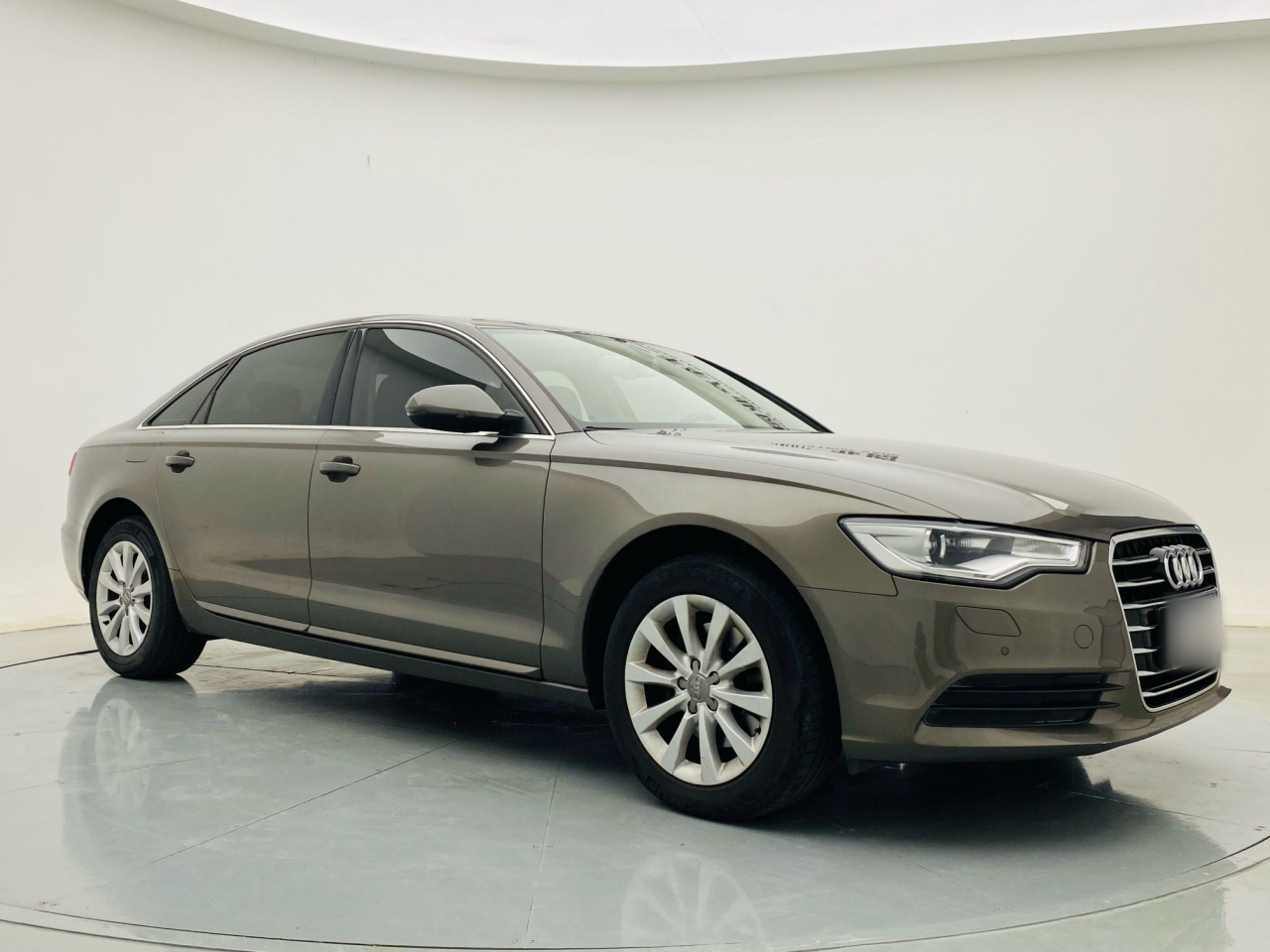 A6L 2014 TFSI Standard photo 4