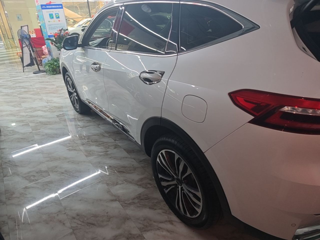 F7 2019 2.0T AWD i China VI photo 4